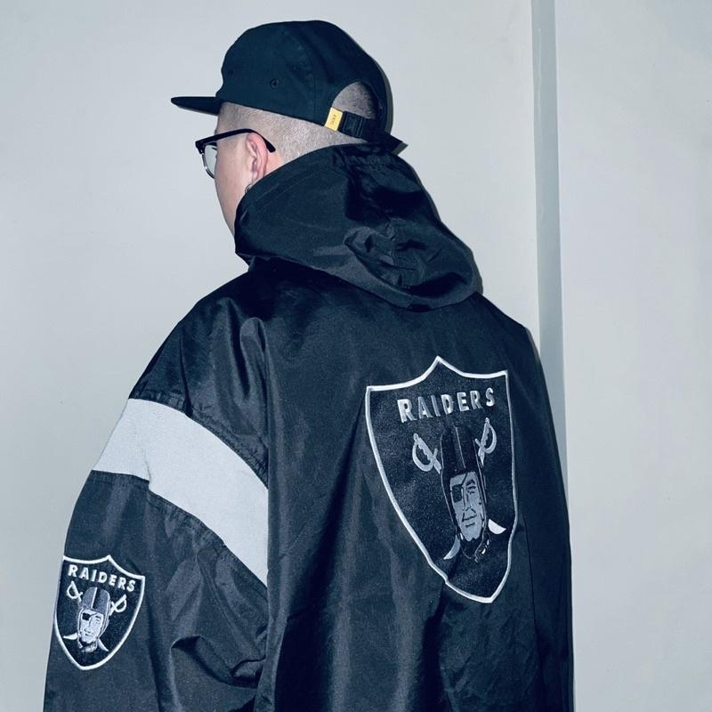 〔GroveStreet〕追加款 NFL RAIDERS West Coast Jacket 突襲隊 半拉鍊 衝鋒衣