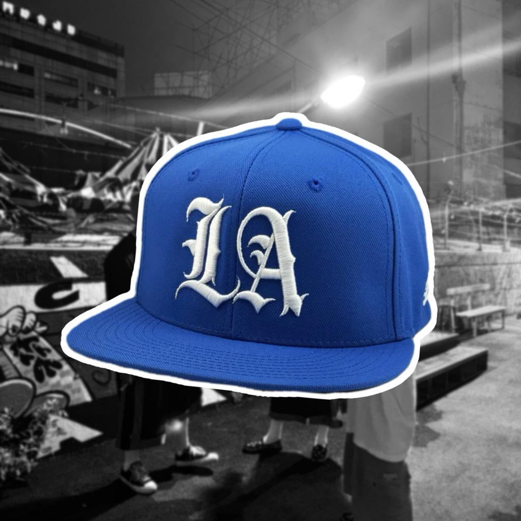 〔GroveStreet〕 現貨 DYSE ONE LA SCRIPT SNAPBACK HAT 棒球帽 藍色棒球帽