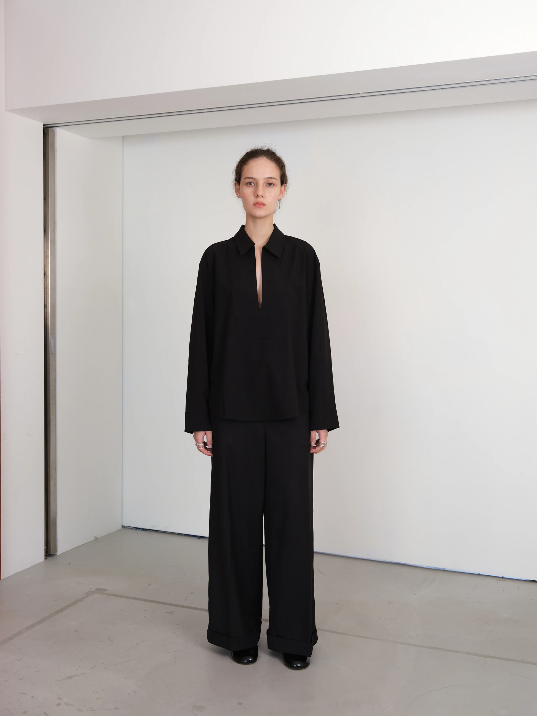 RawForm Wool-Blend Collared Shirt in black