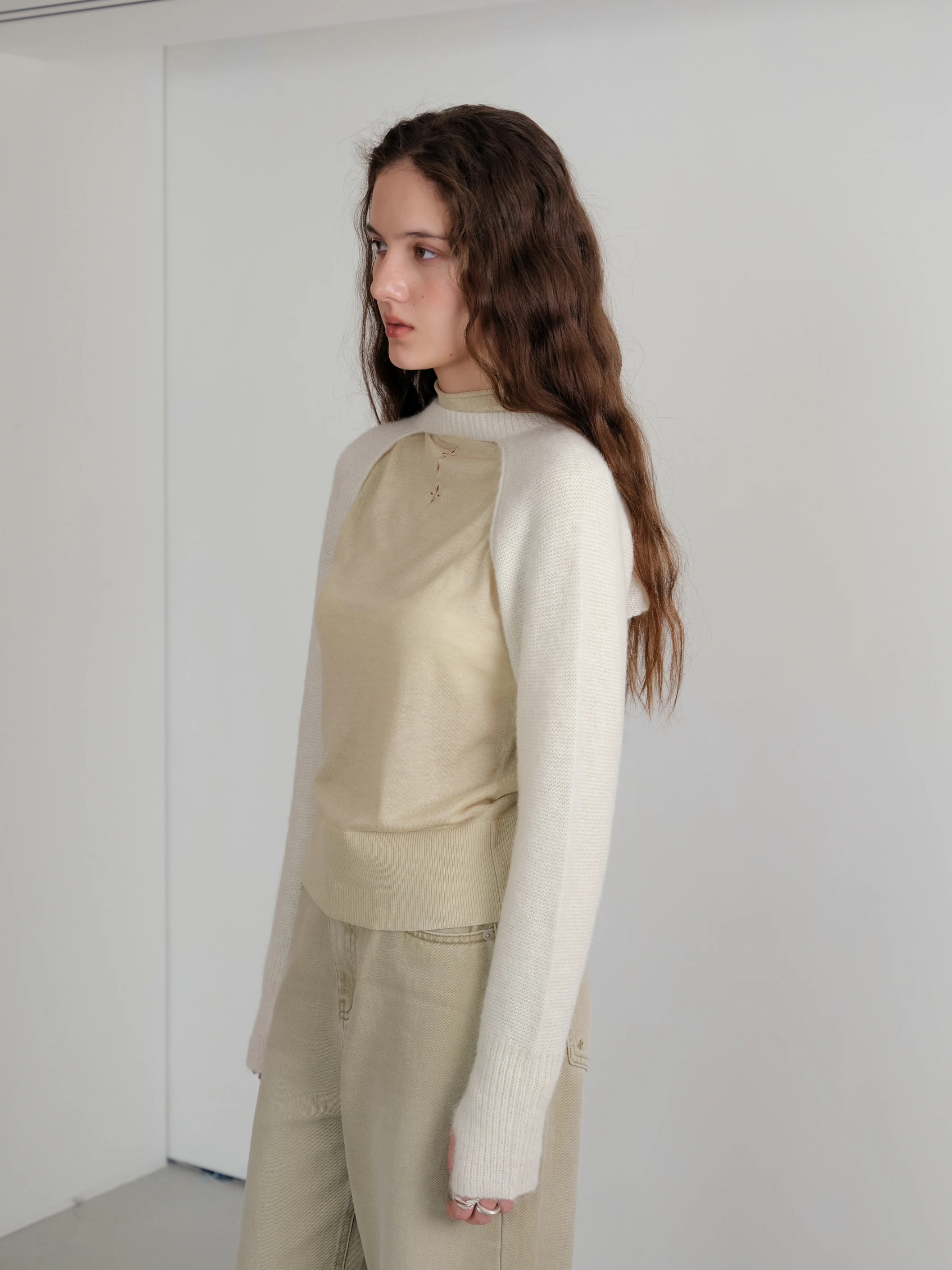 RawForm Wool-Blend Sleeves in white