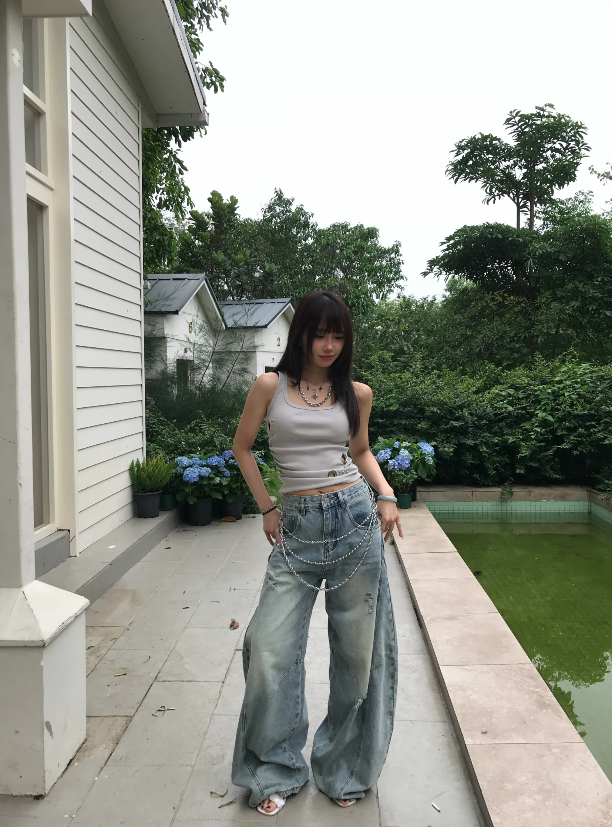 (紫庭團購)美式街頭 超時髦彎刀褲_淺藍