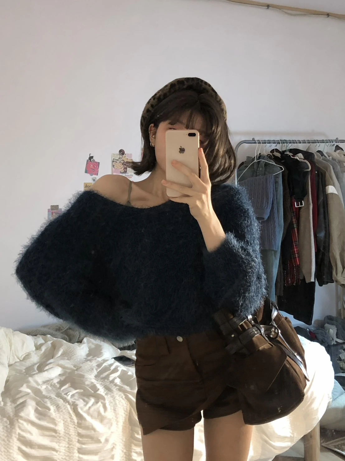 (微光x莊莊) 🇰🇷軟軟綿綿 毛毛V領針織上衣_藍