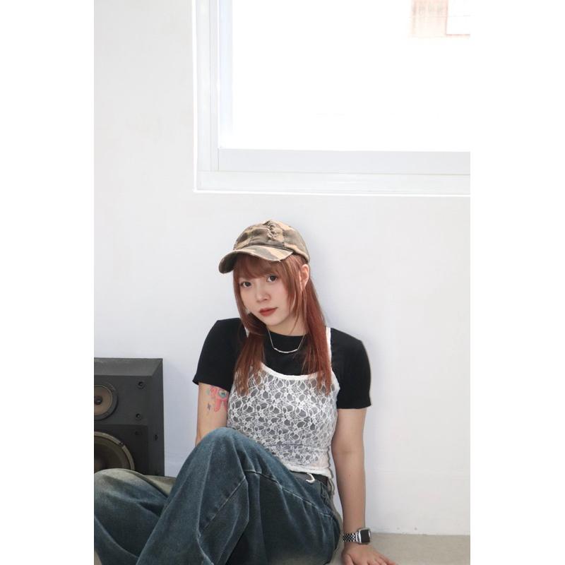 𝑶𝑱𝑰𝑮 ｜首爾女孩｜韓女搭配神器!蕾絲細肩背心 韓系 蕾絲 背心 疊穿 背心
