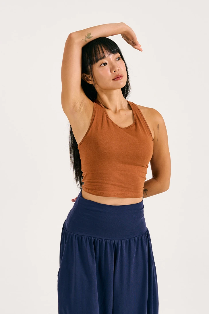 Dhyani 月亮U領胸墊背心 紅土色