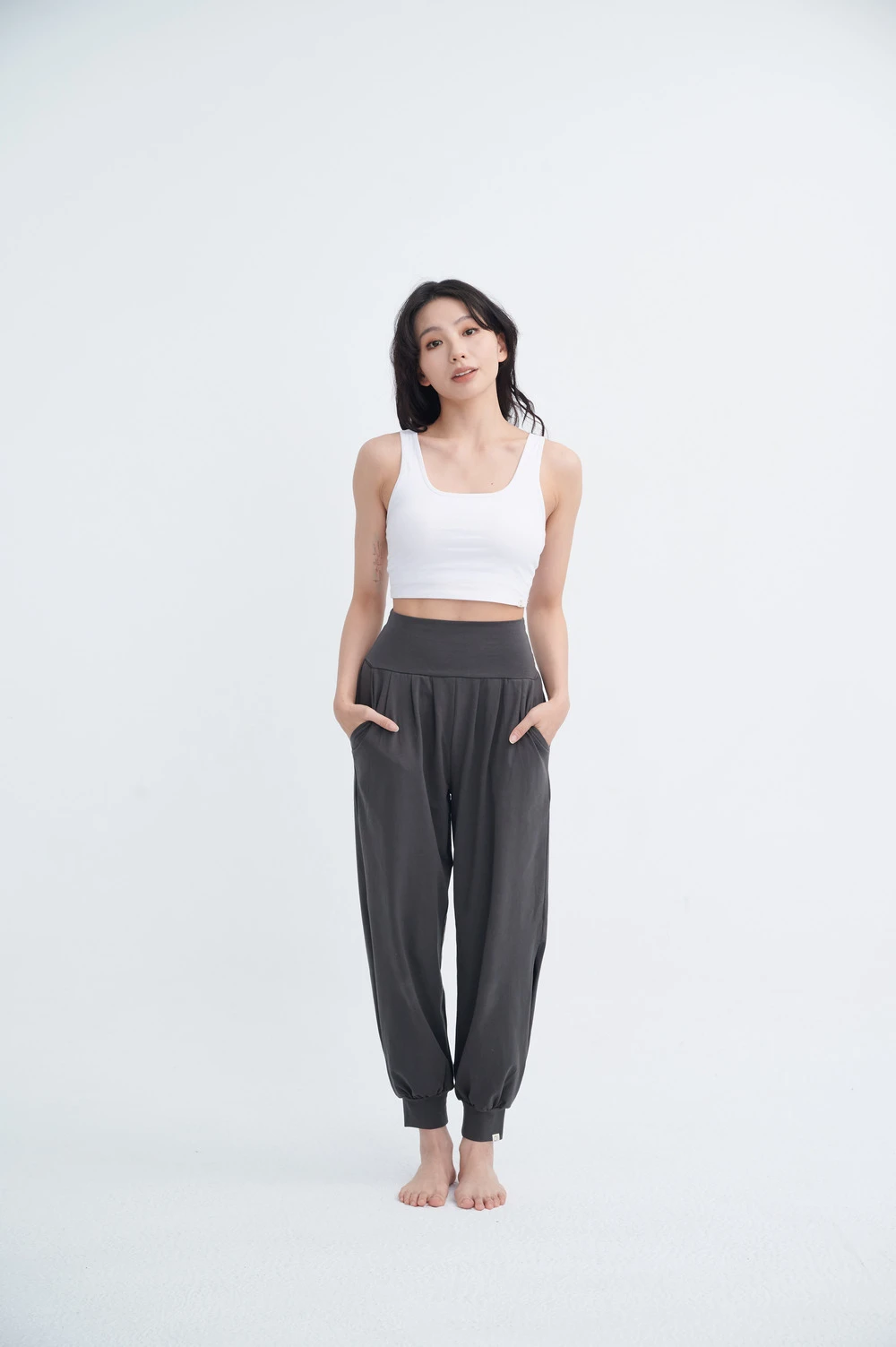 Happy yogi studio 方領瑜珈內衣 白色