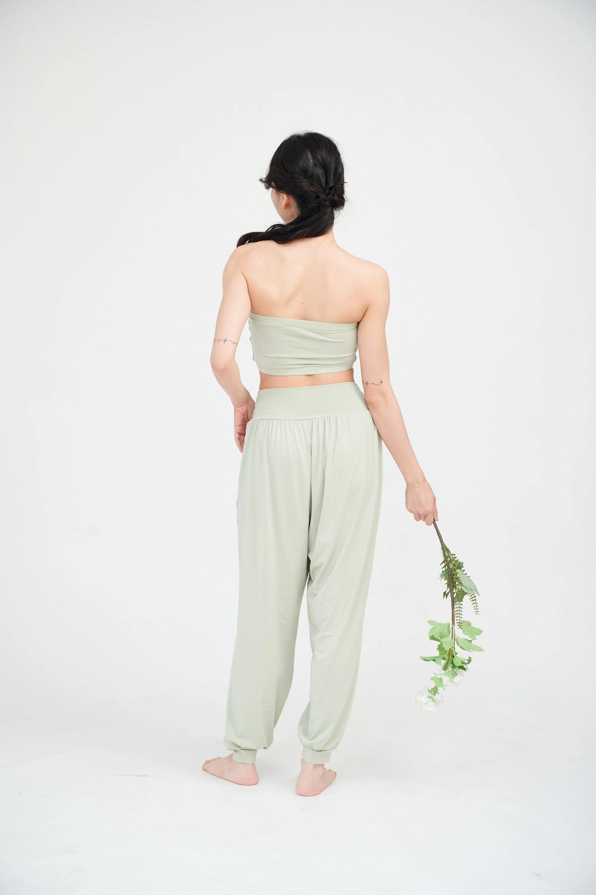 Happy yogi studio 瑜珈抹胸款內衣 鼠尾草綠