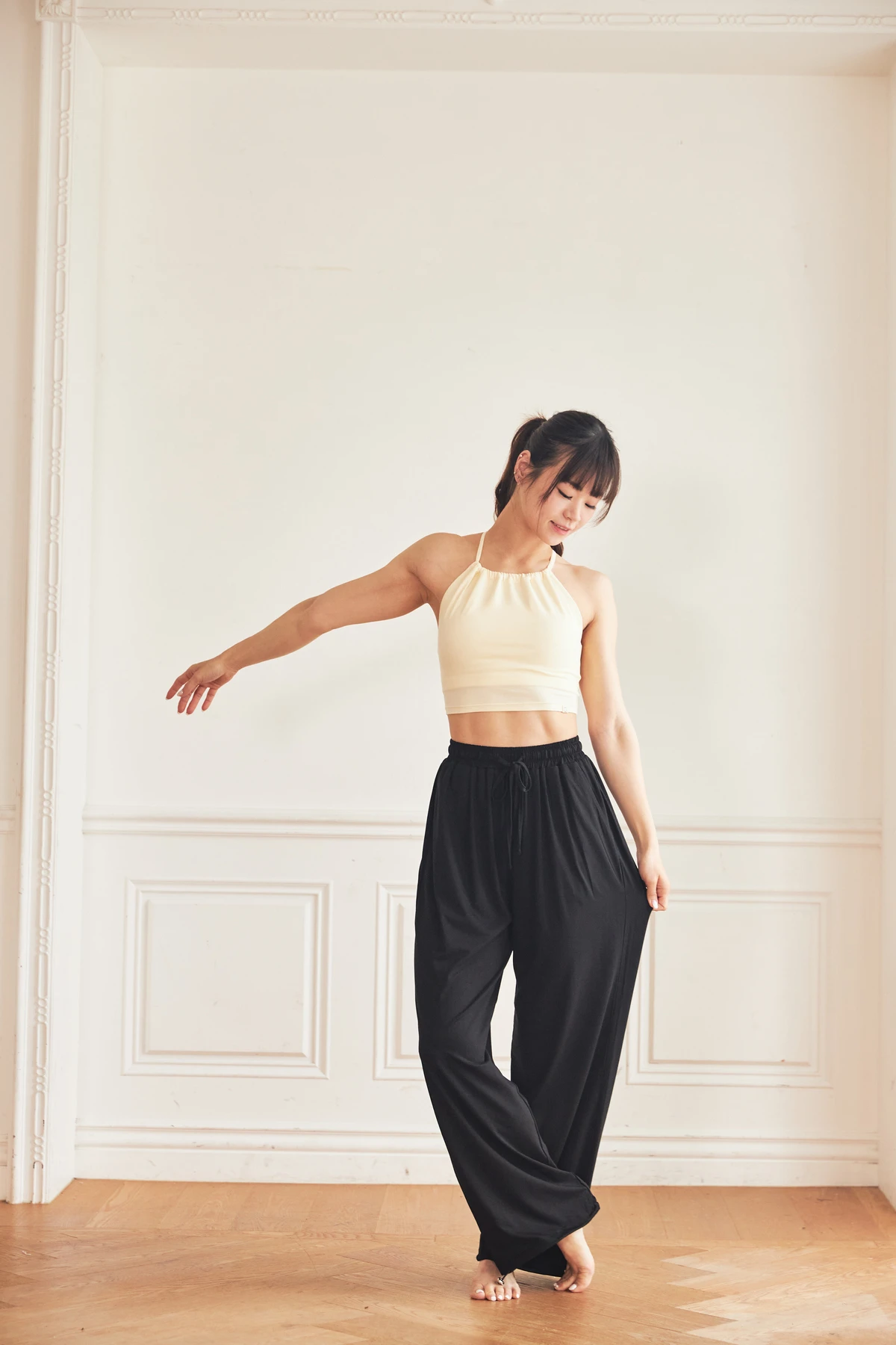 Happy yogi studio 瑜珈削肩款內衣 奶油黃