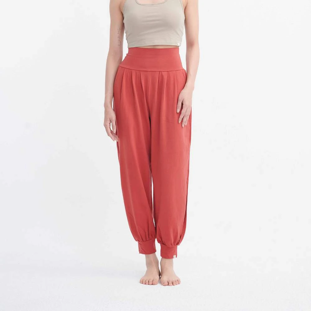 Happy yogi studio 瑜珈側開岔束腳寬褲 辣椒紅