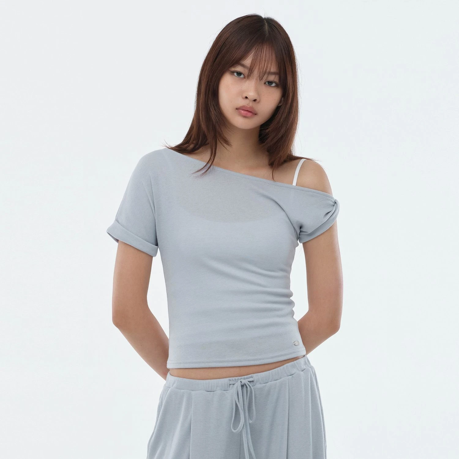 Conchwear 流動短袖斜肩罩衫 淺藍