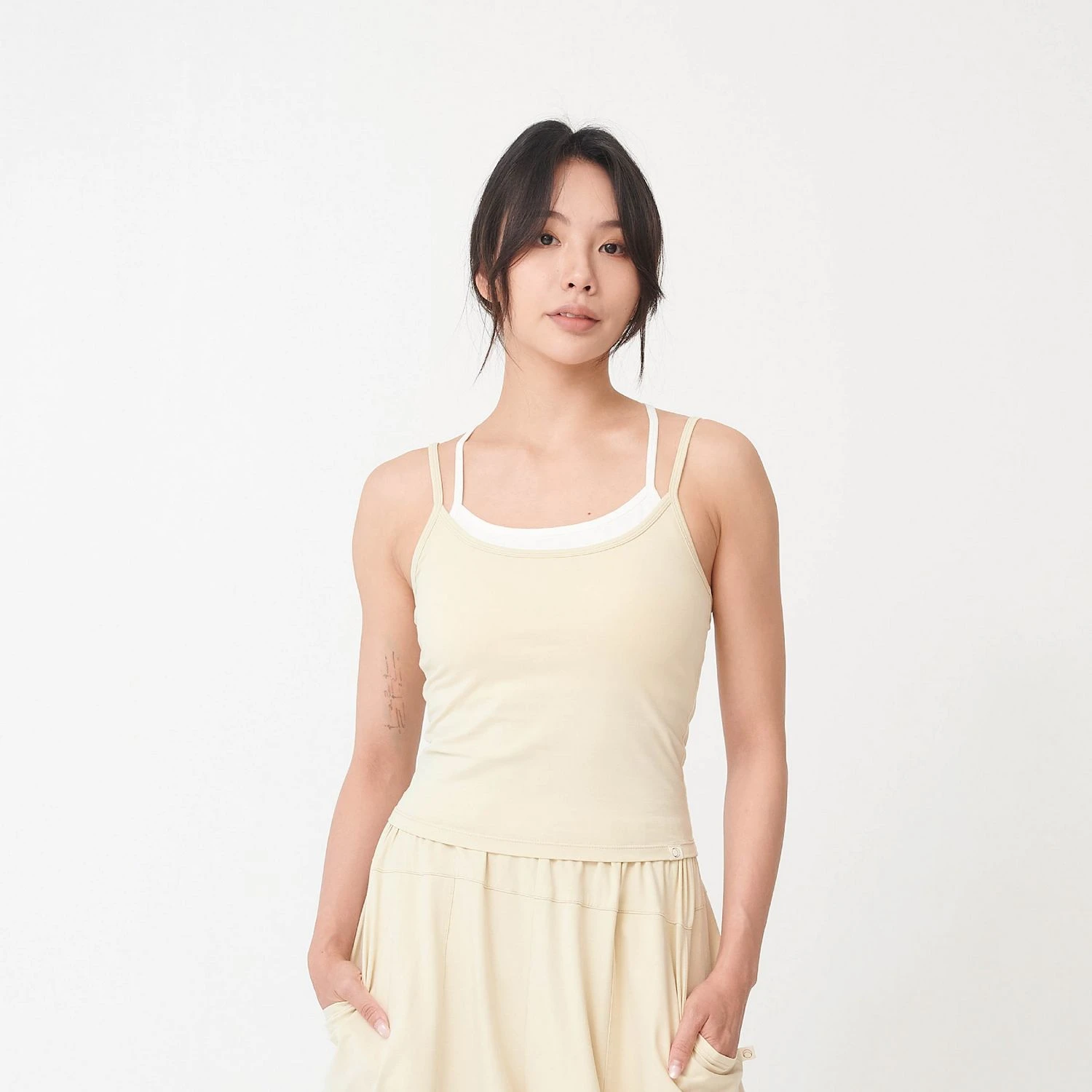 Happy yogi studio 瑜珈兩件式背心 生酪梨