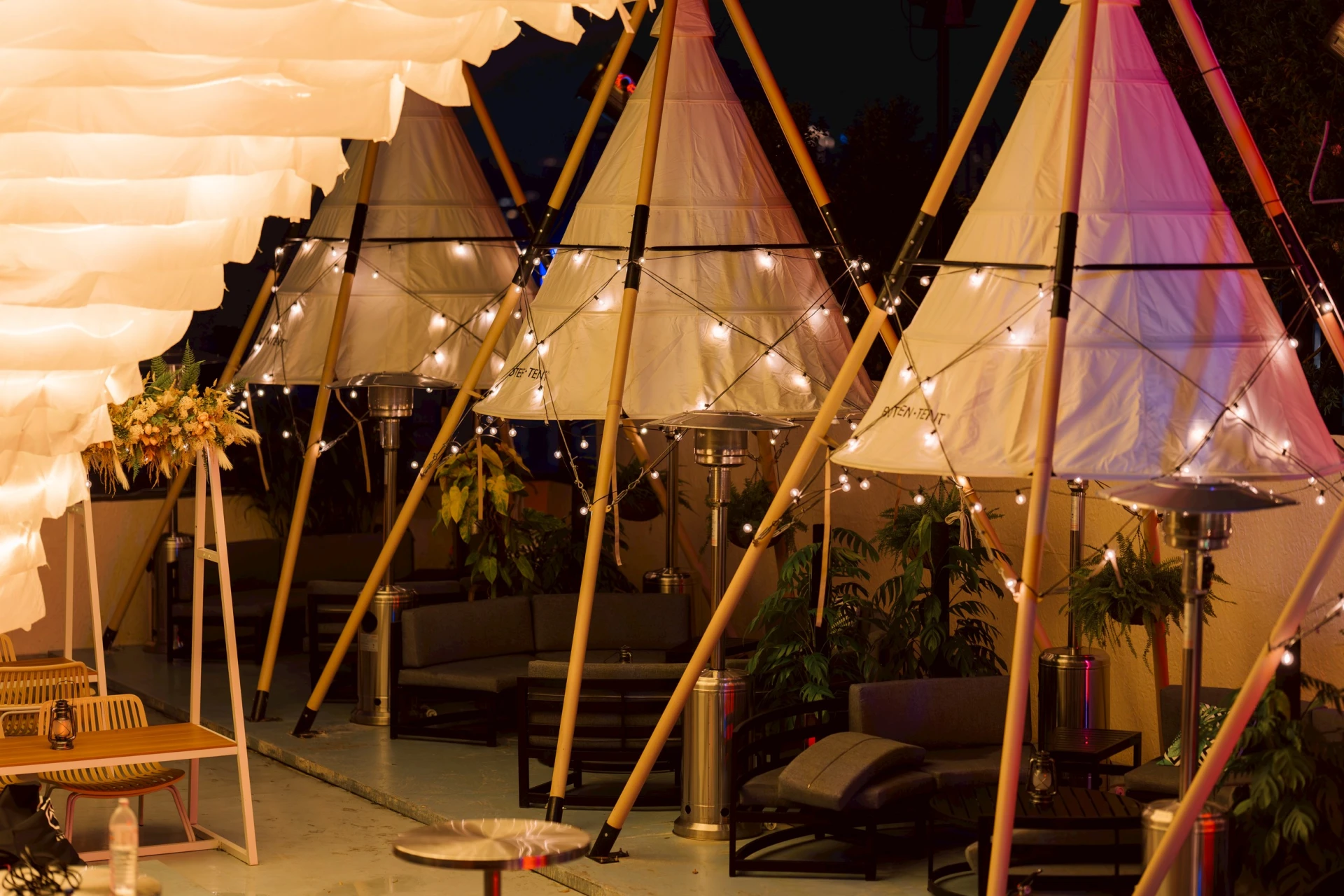 U區｜Lantern Tent Sofa｜9 Seats 戶外燈籠帳