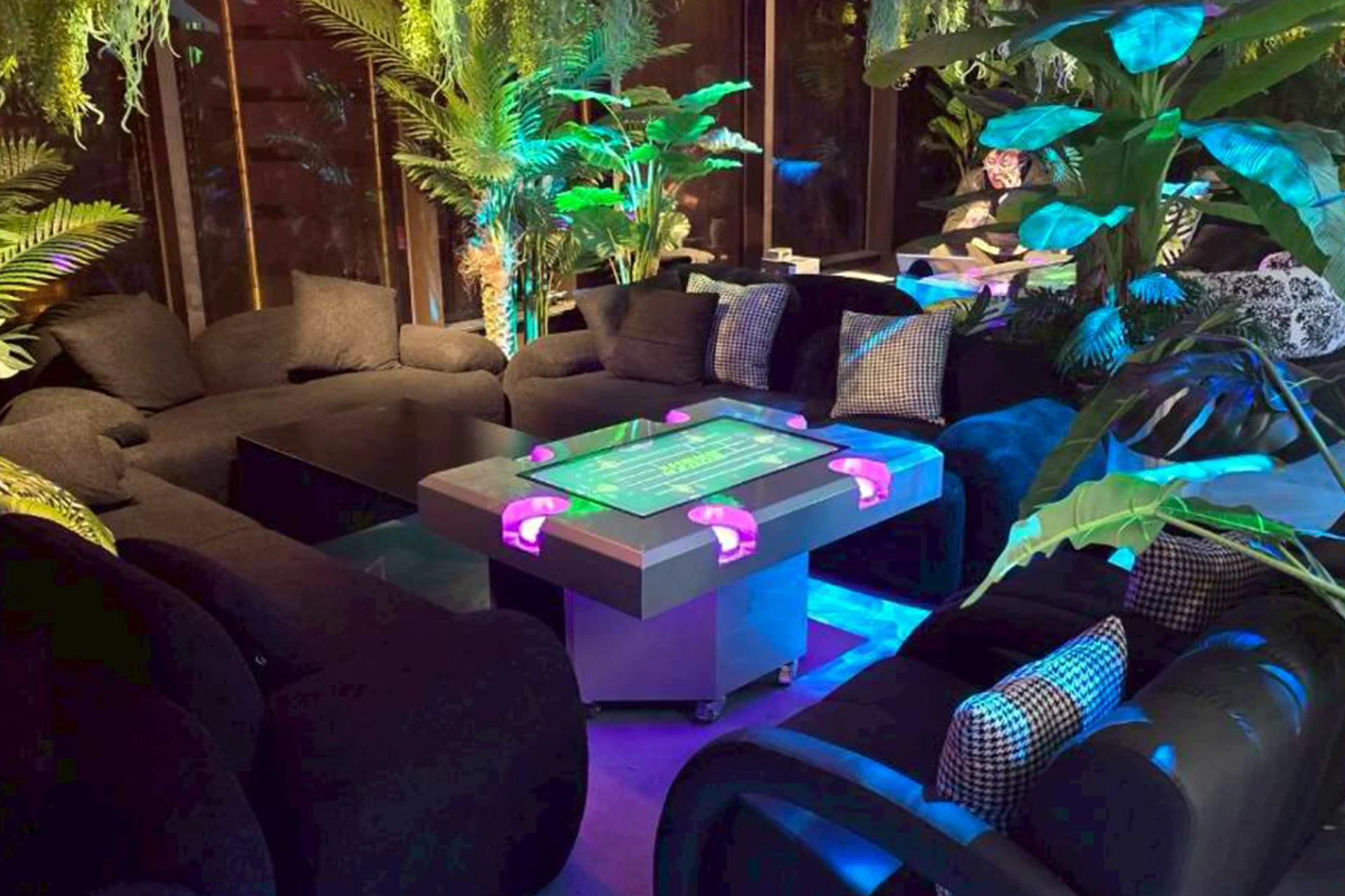 B2｜Game Table｜10 Seats 室內大包廂