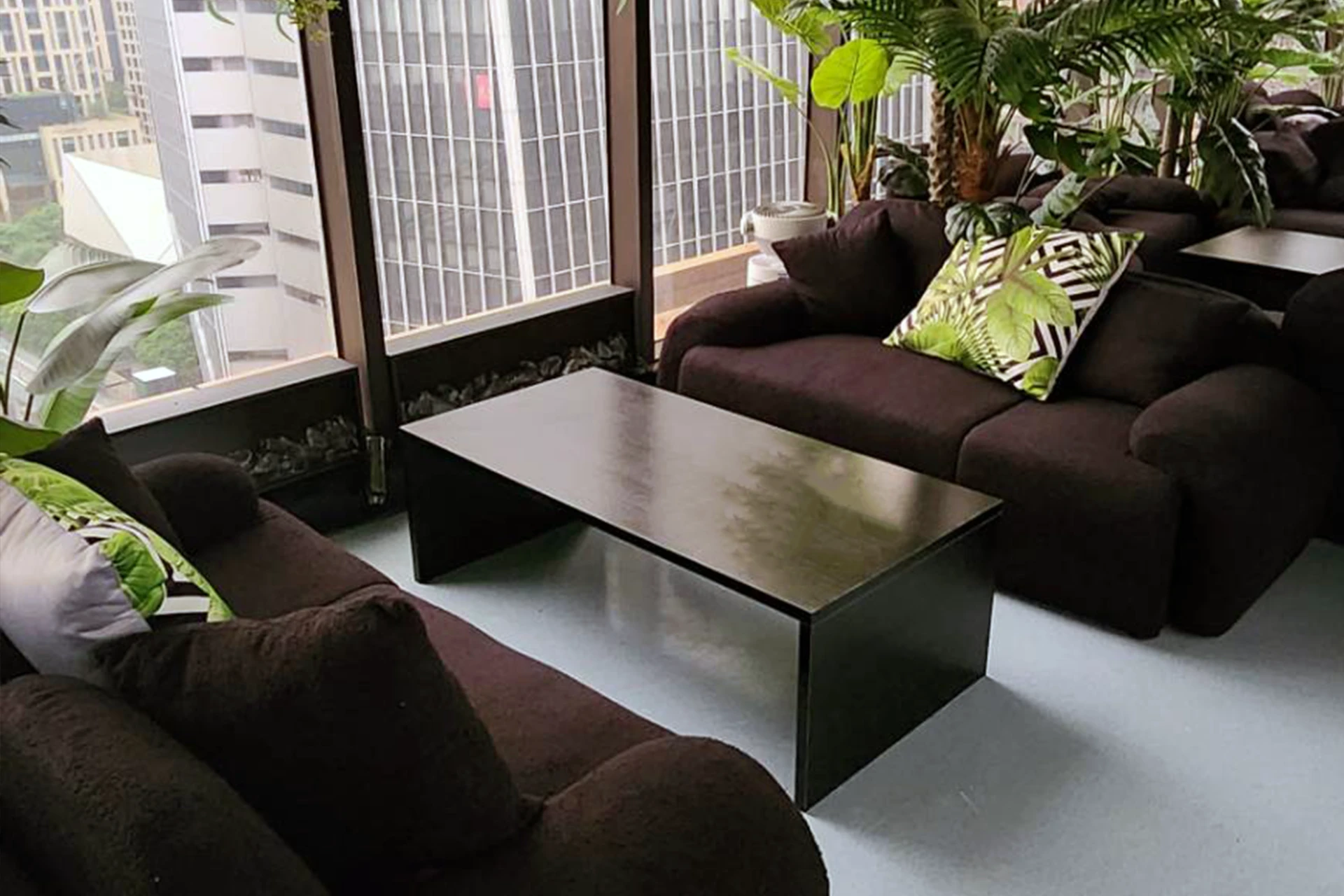 B4｜Private Sofa｜4 Seats 室內小包廂