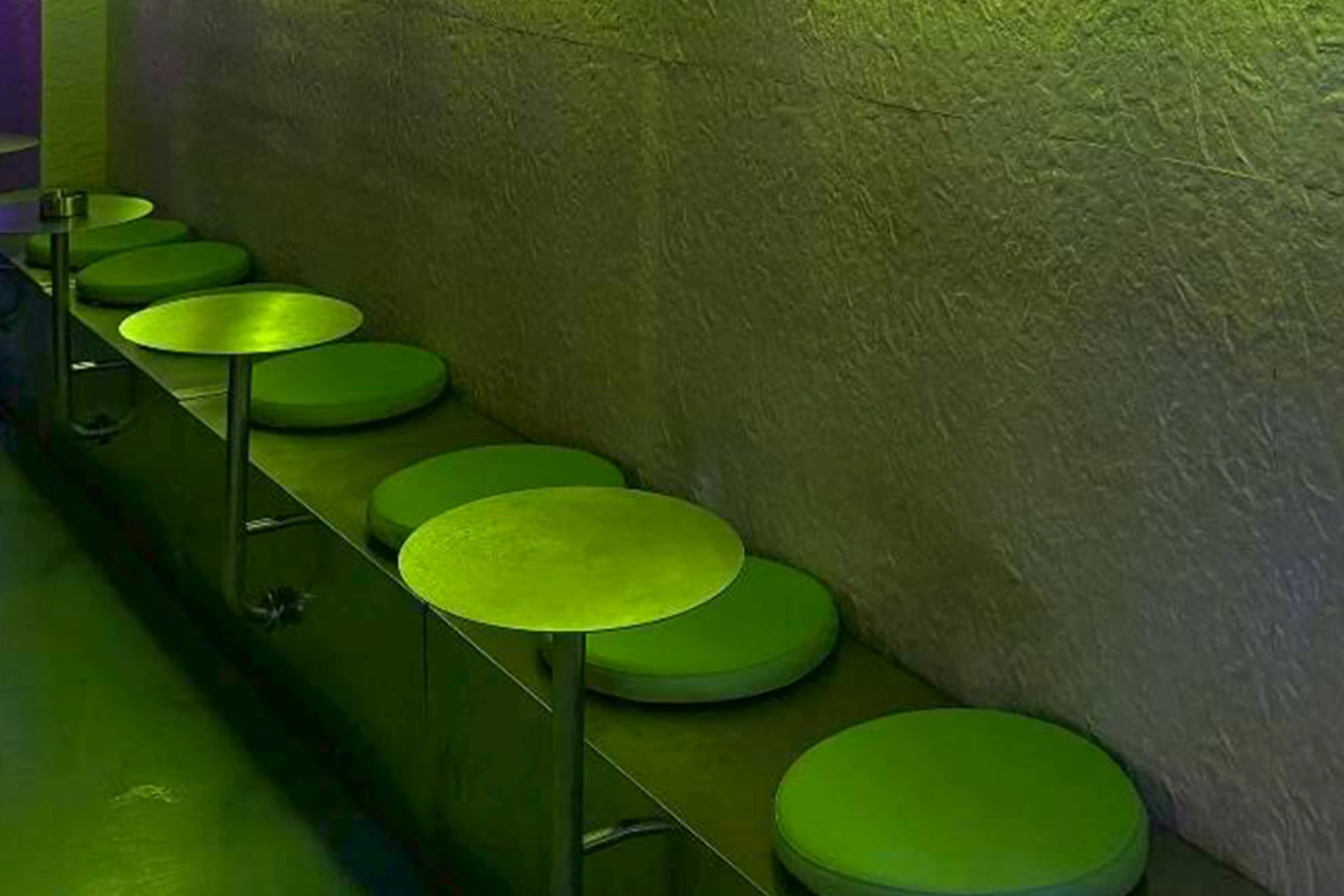 G區｜戶外連排座附小桌｜Bench Seating