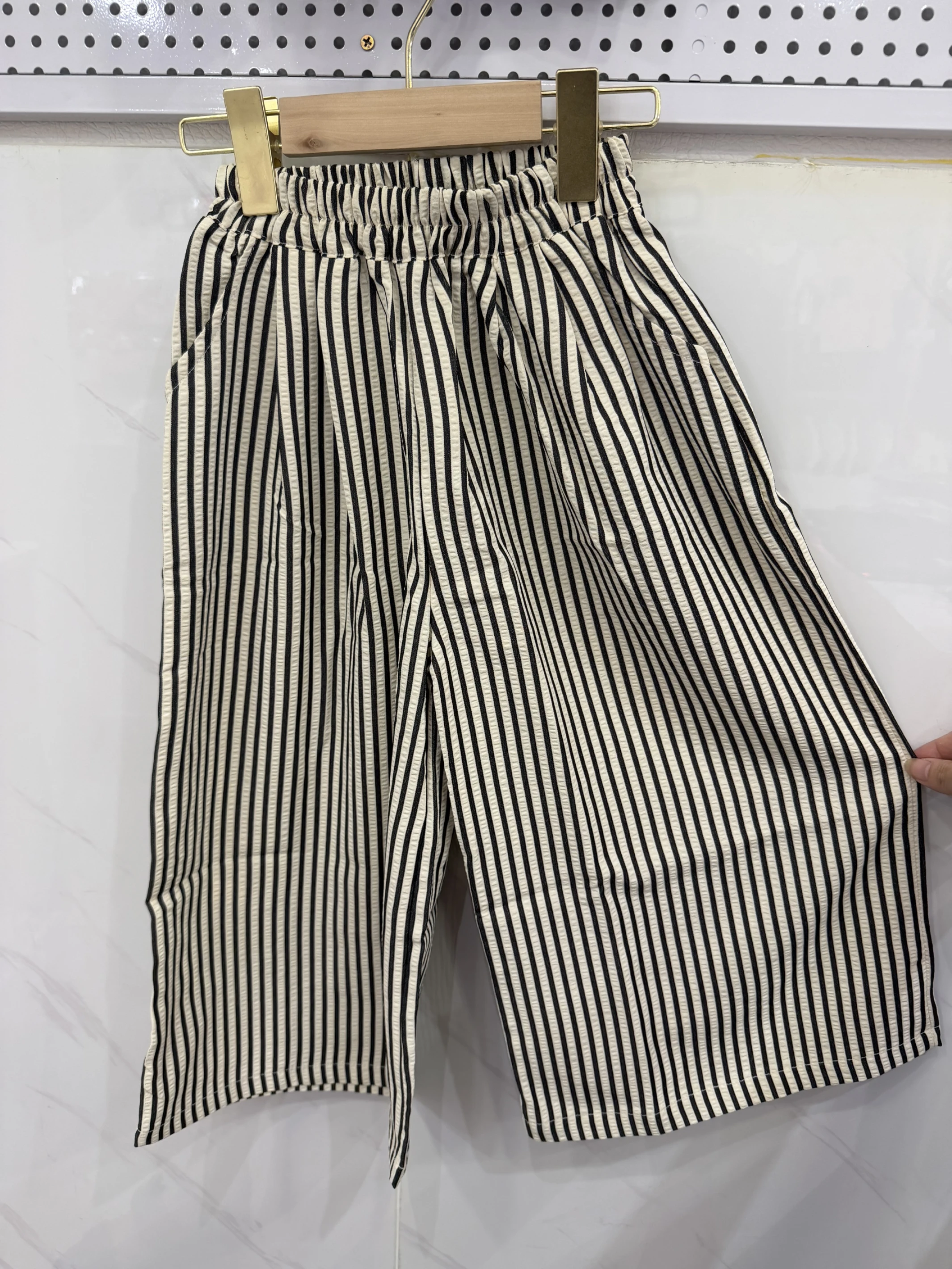 女寶寬褲（120）