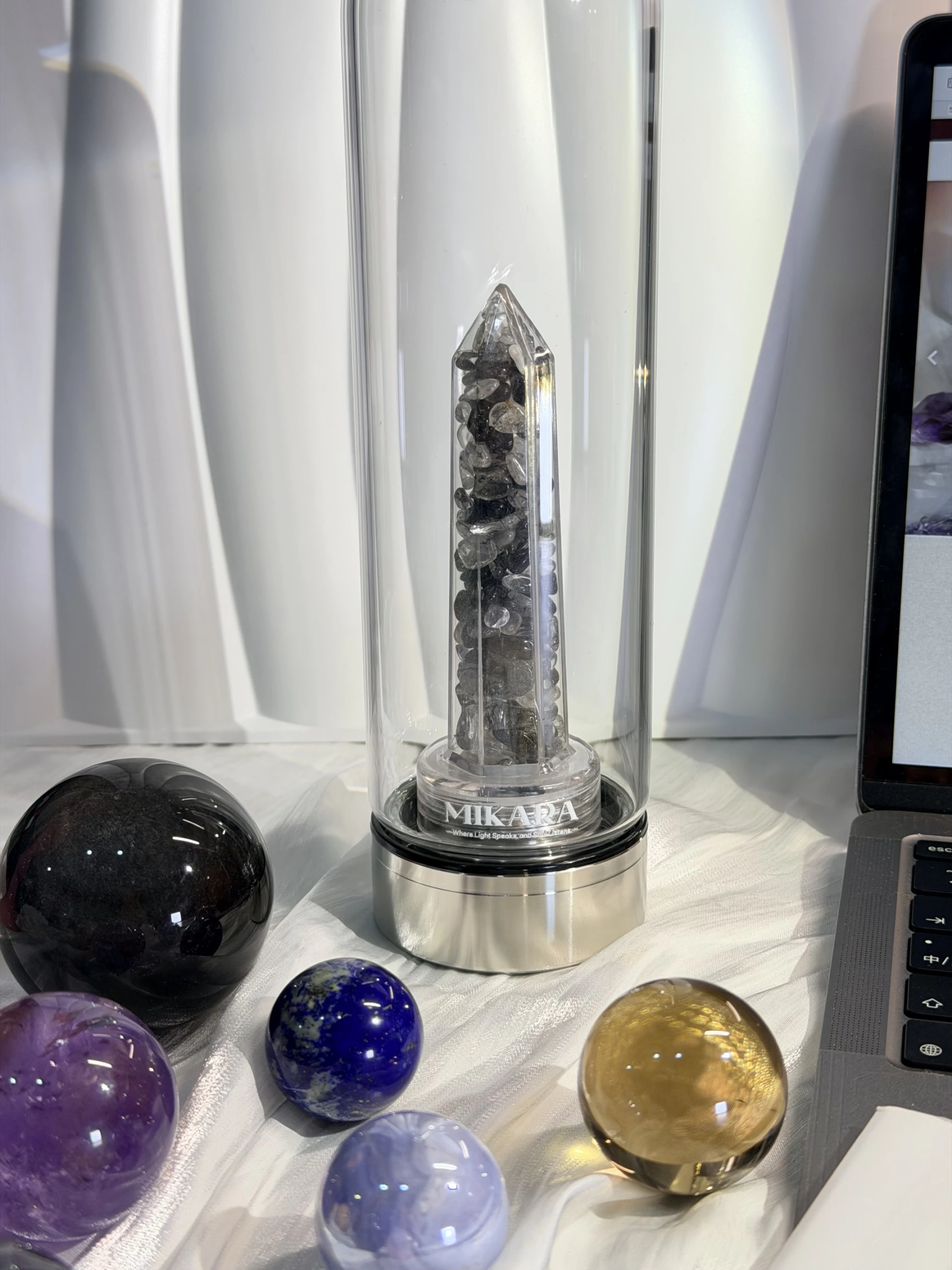 光之能量水瓶｜海底輪｜黑髮晶