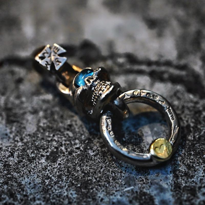 【Hawk Vintage】 《Stop Light Co 高山隆》咬環 藍眼 托帕石 大環 銀十字 骷髏 項鍊 吊墜
