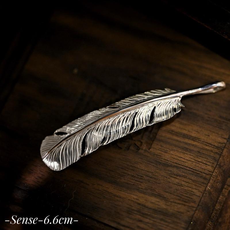 【HawK Vintage】Yusuke Kosaka 小坂雄介「Sense」大 羽毛 銀 素羽 掛墜