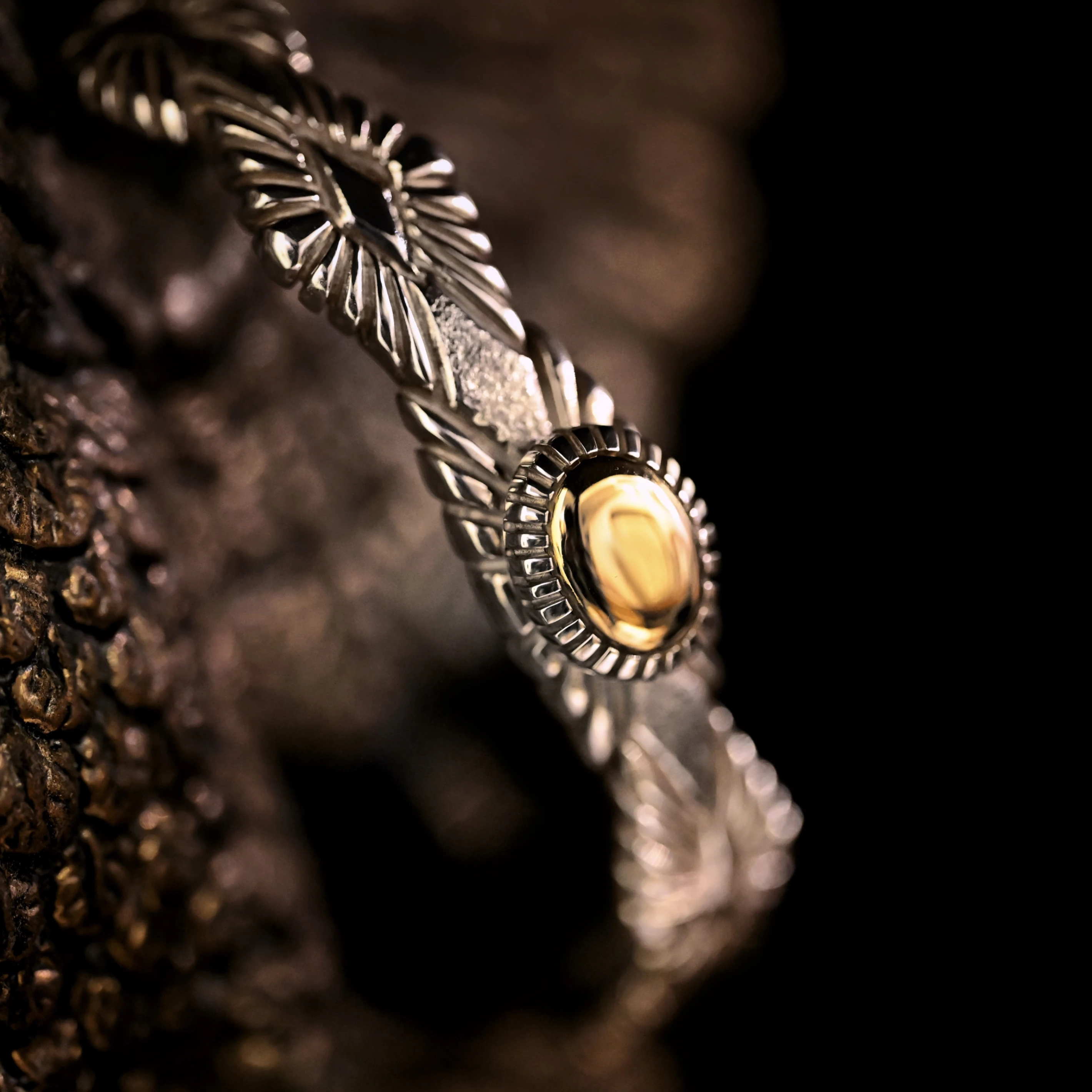 【HawK Vintage】Yusuke Kosaka 小坂 雄介「Wish」手鐲 雕刻 點金 手環