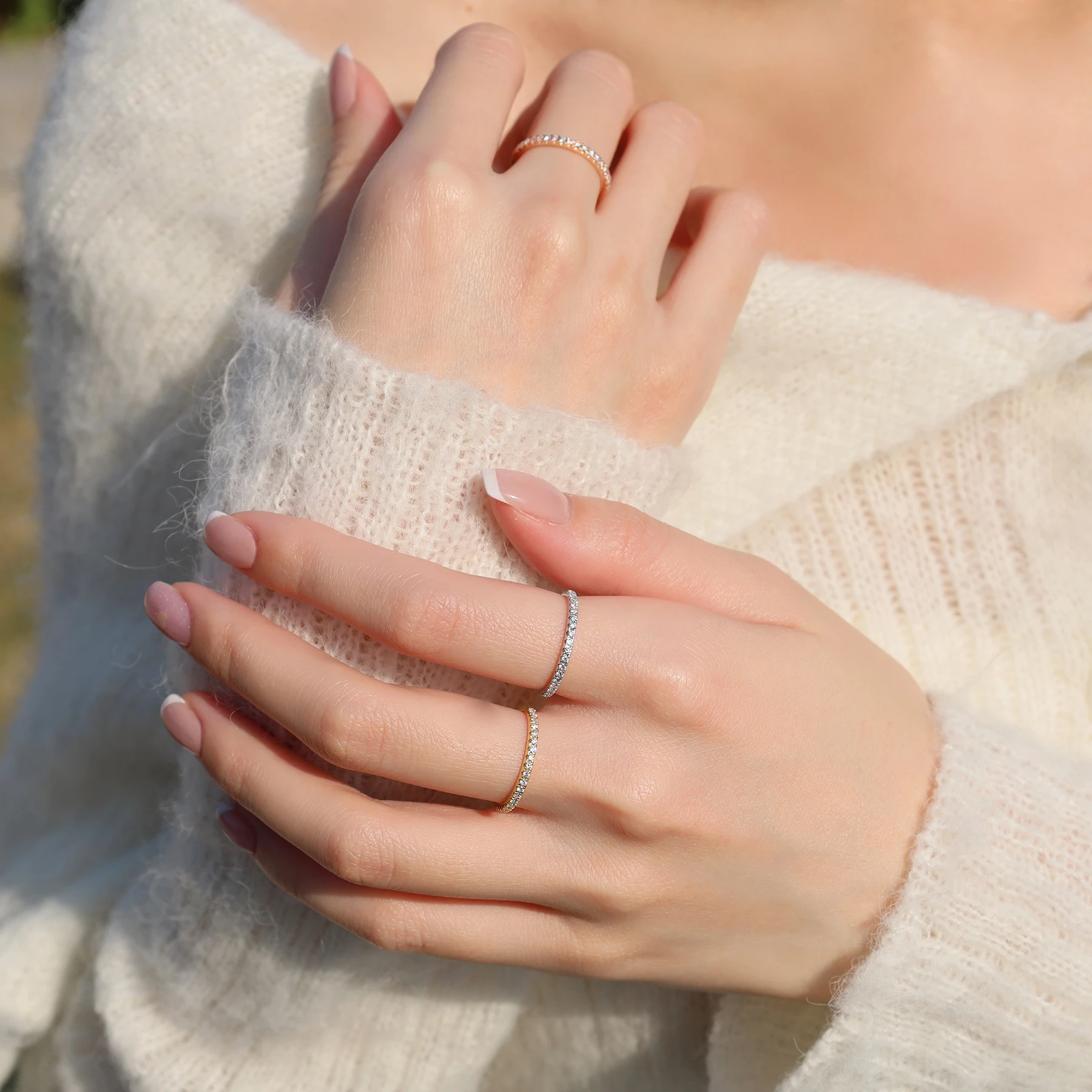 18K 高級排鑽線戒
