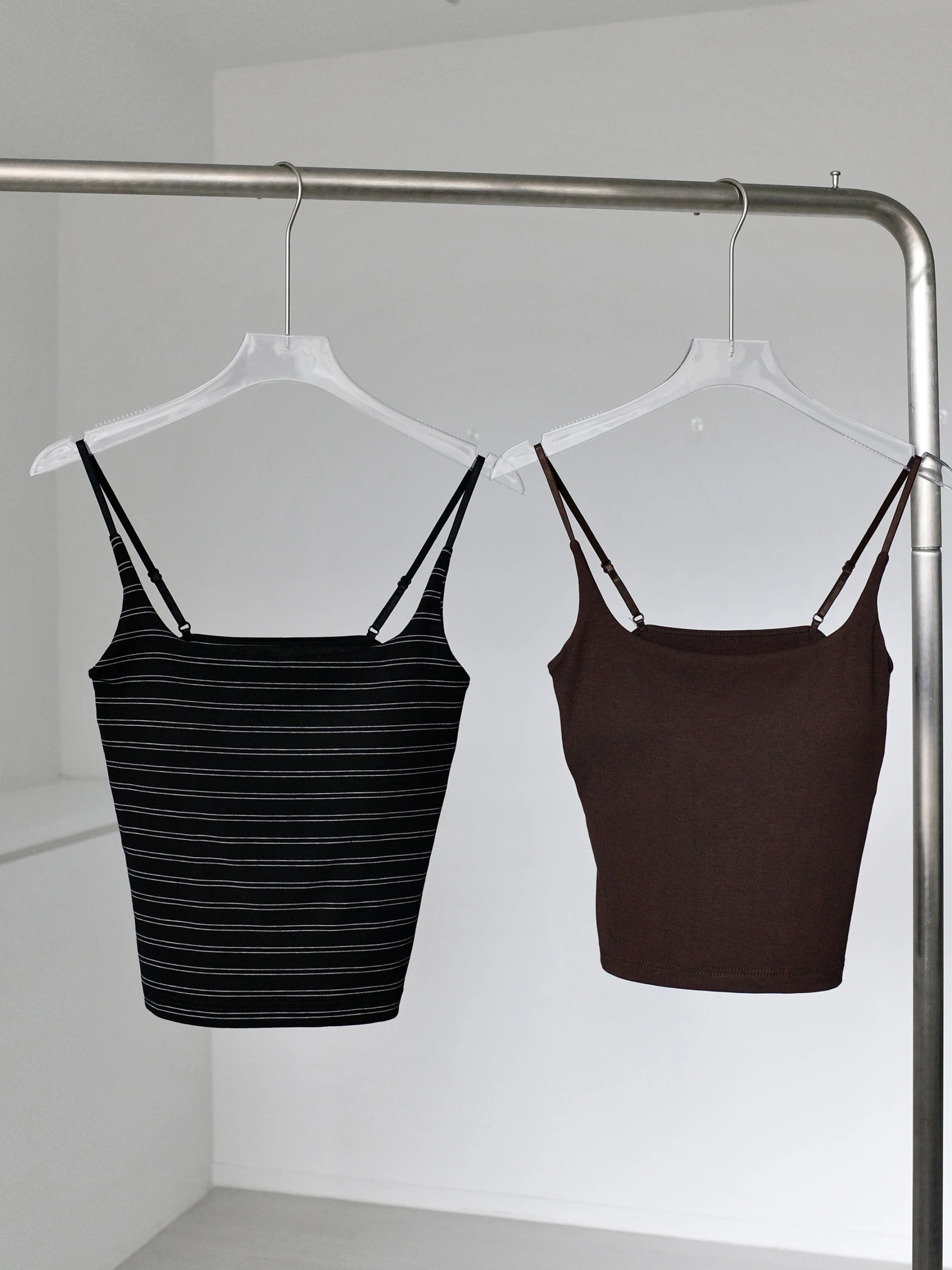 裸感莫代爾細肩Bra Top