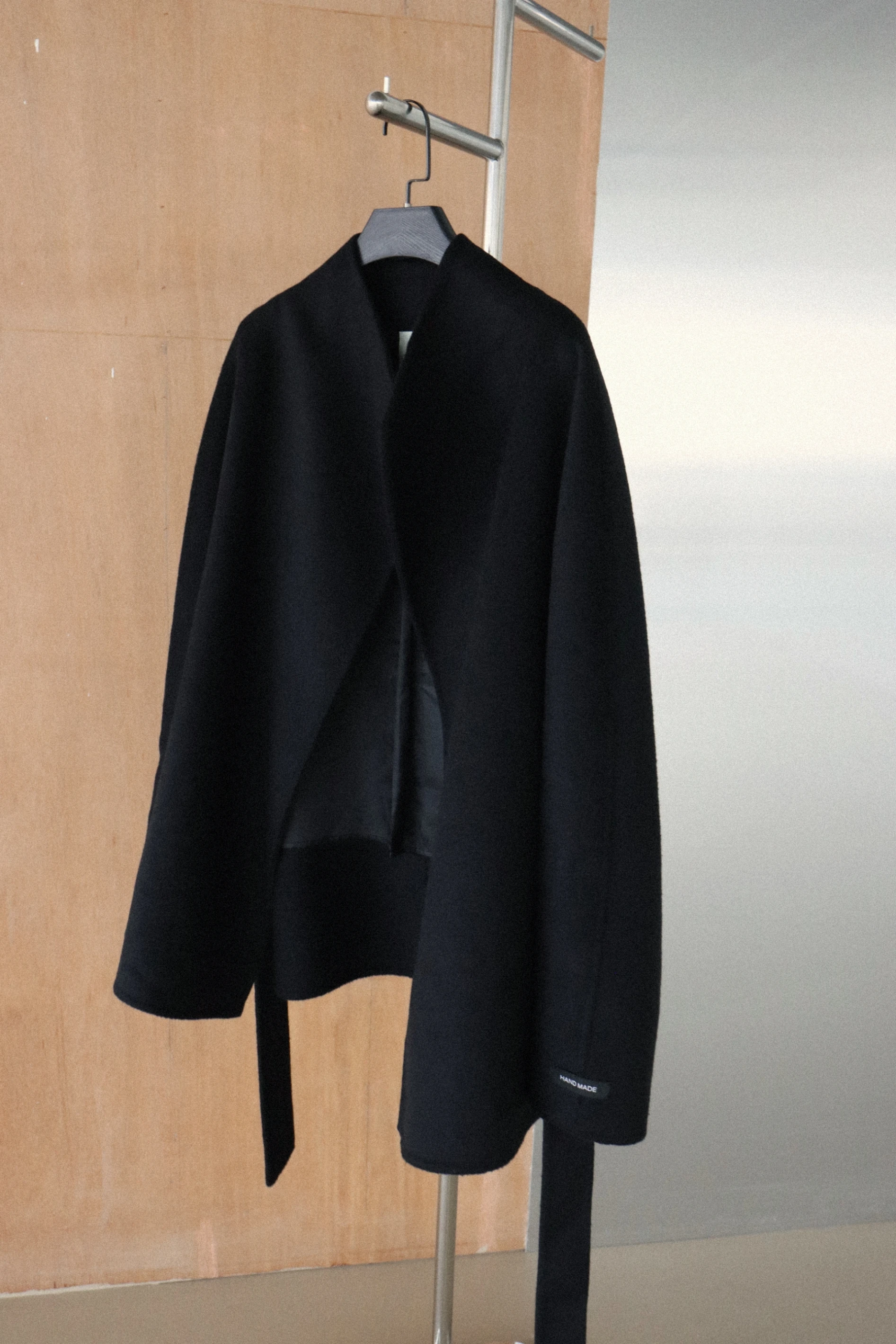 Stillness Wrap Coat ｜極簡翻領羊毛大衣(Black)