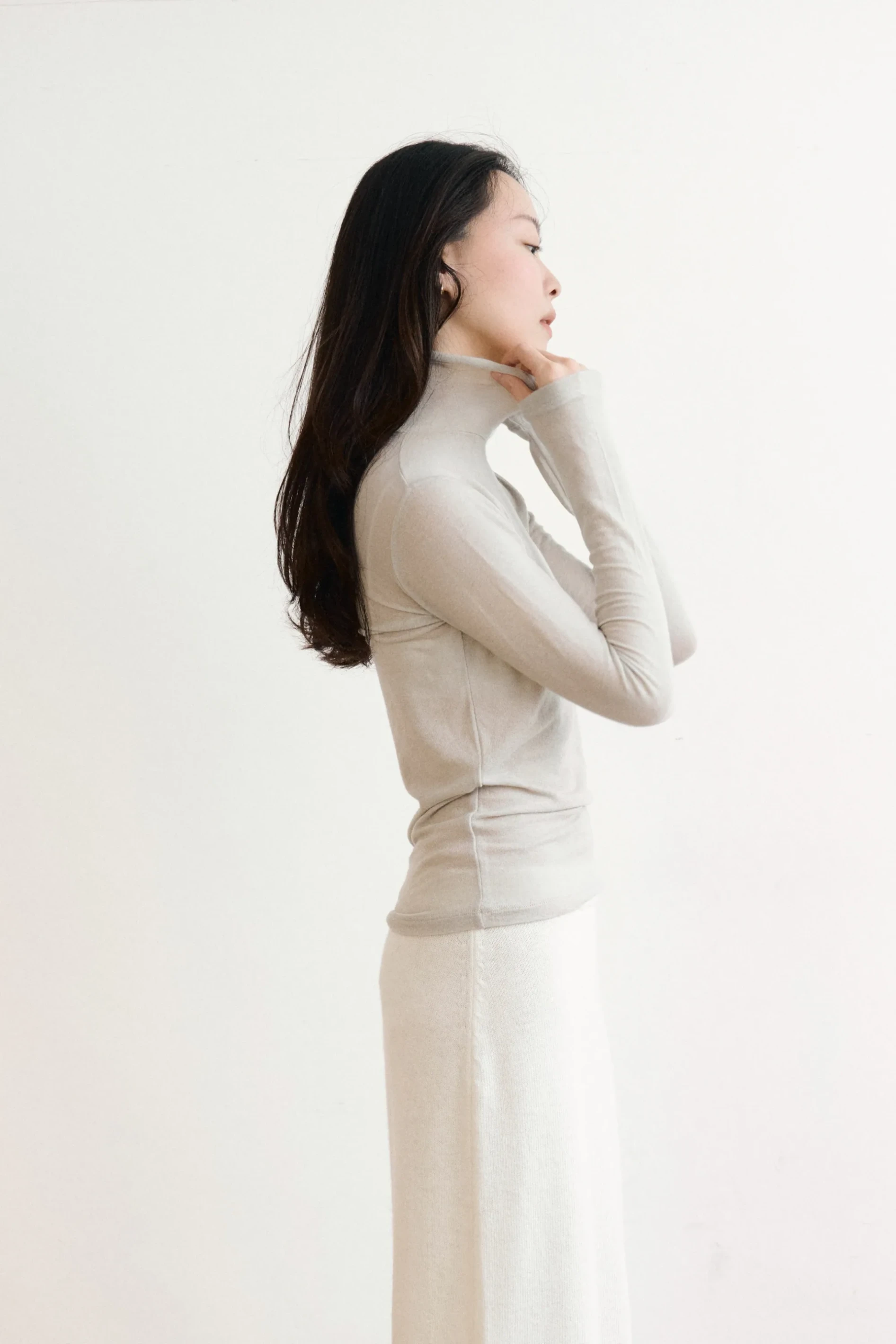 Korea | Essential Turtleneck Tee