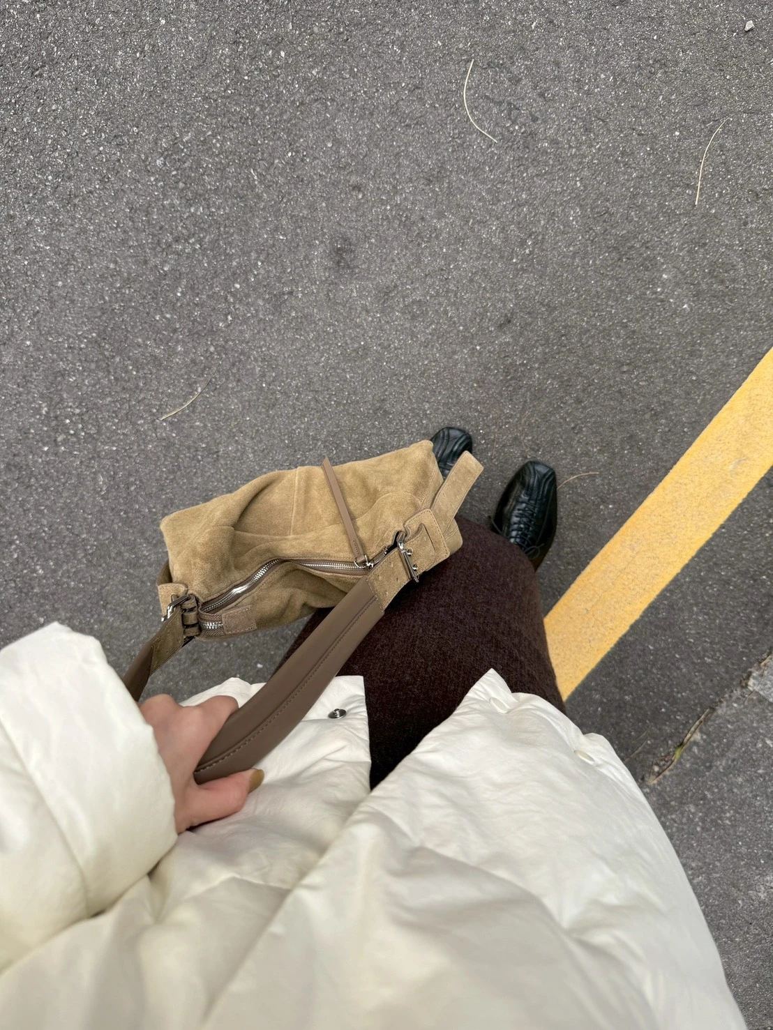(現貨)麂皮設計肩背包