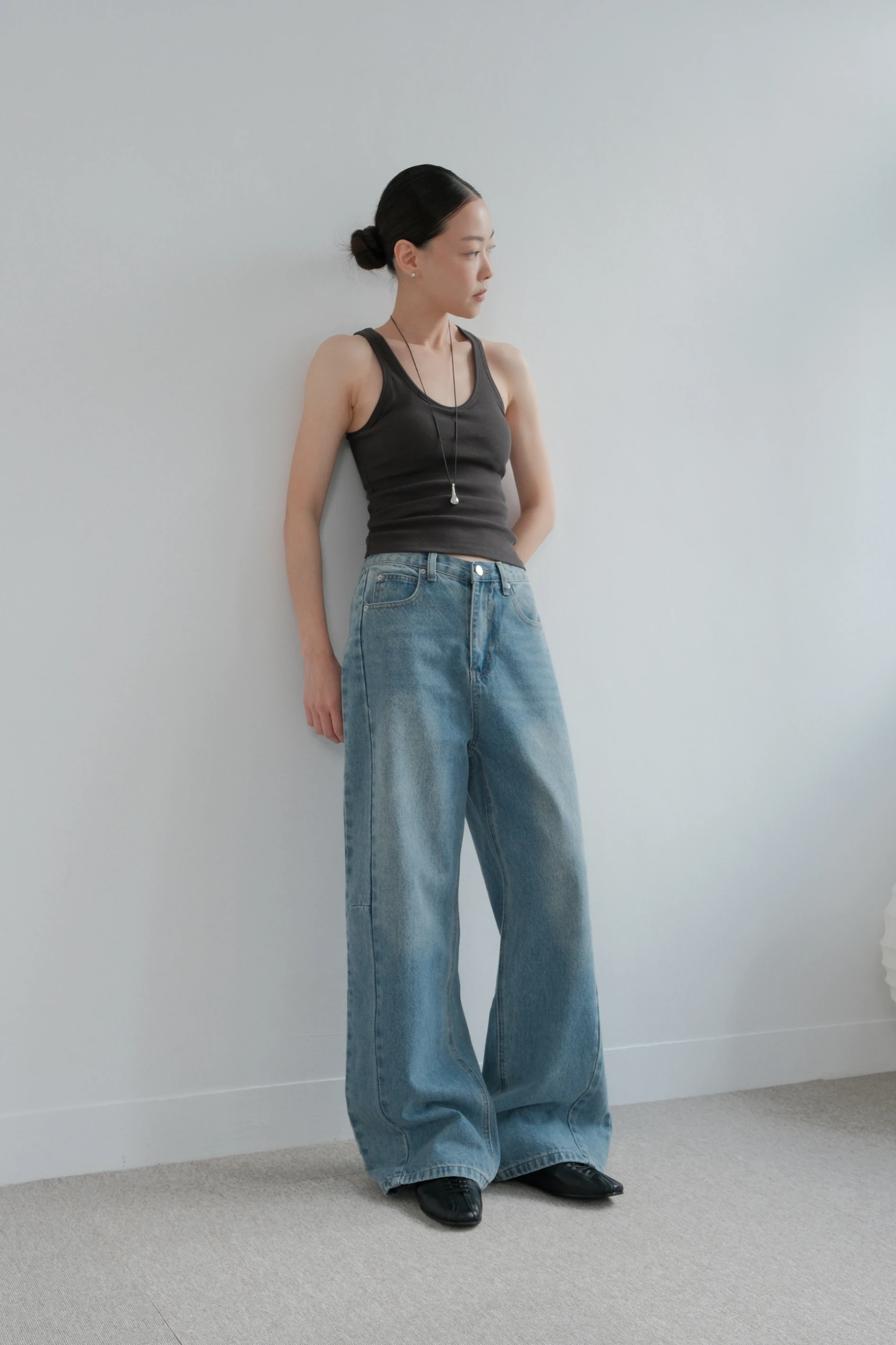 Arc Seam Wide Jeans  | 立體弧線剪裁寬褲