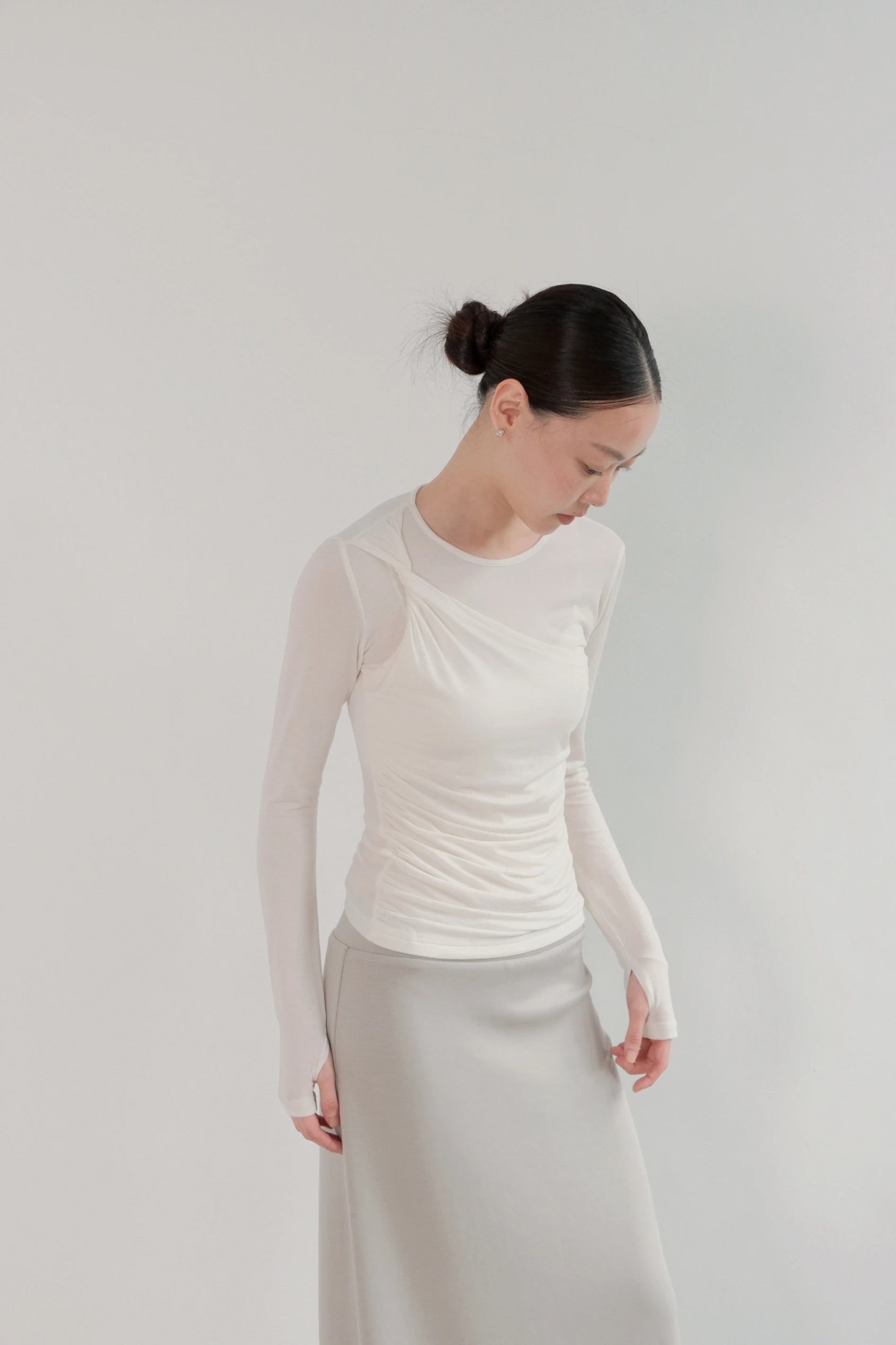 TENCE Soft Wrap Top｜天絲扭結假兩件上衣(白)