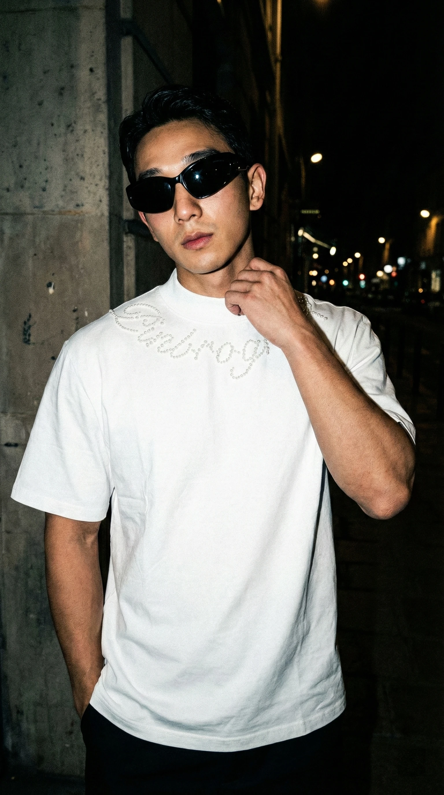 Pearl-Studded Collar Tee