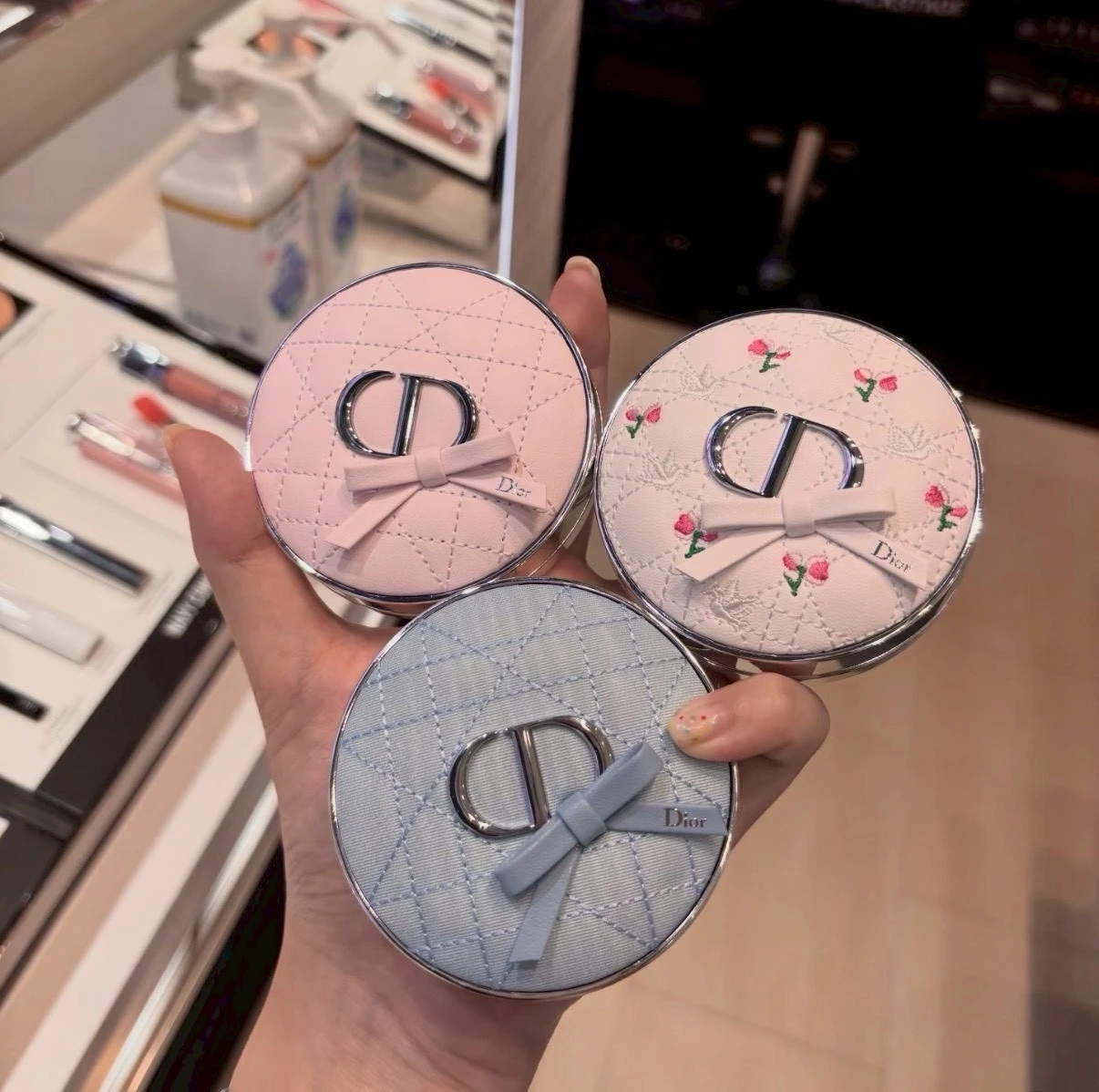 預購 Dior 最新款蝴蝶結超完美氣墊殼🎀