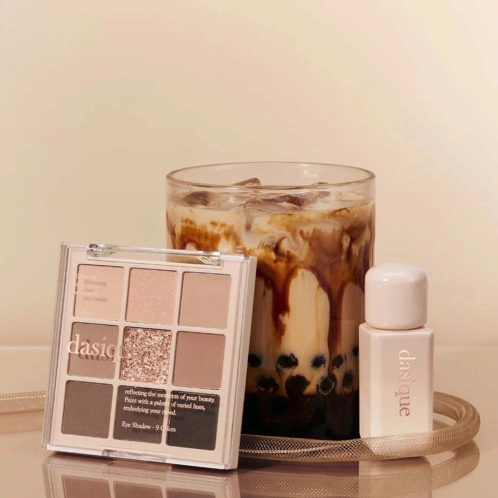 預購 🧋 韓國 dasique 珍珠奶茶系列 九宮格眼影盤 OS01 Bubble Milk Tea