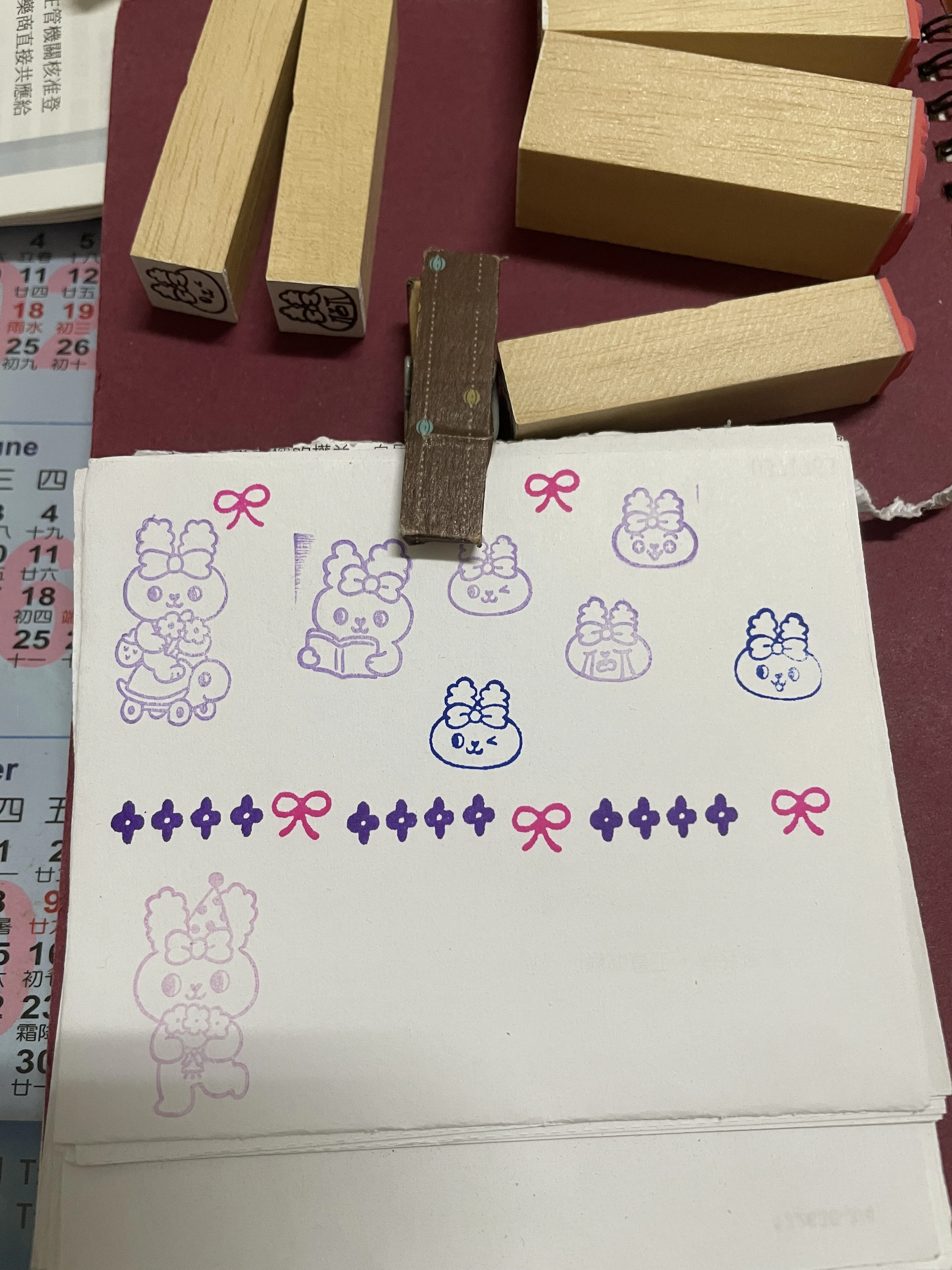 Book思議。原子章|朵朵兔表情章8款|素材章 Book思議文創專業設計教學類、手帳類、素材類相關原子章與橡皮章販售