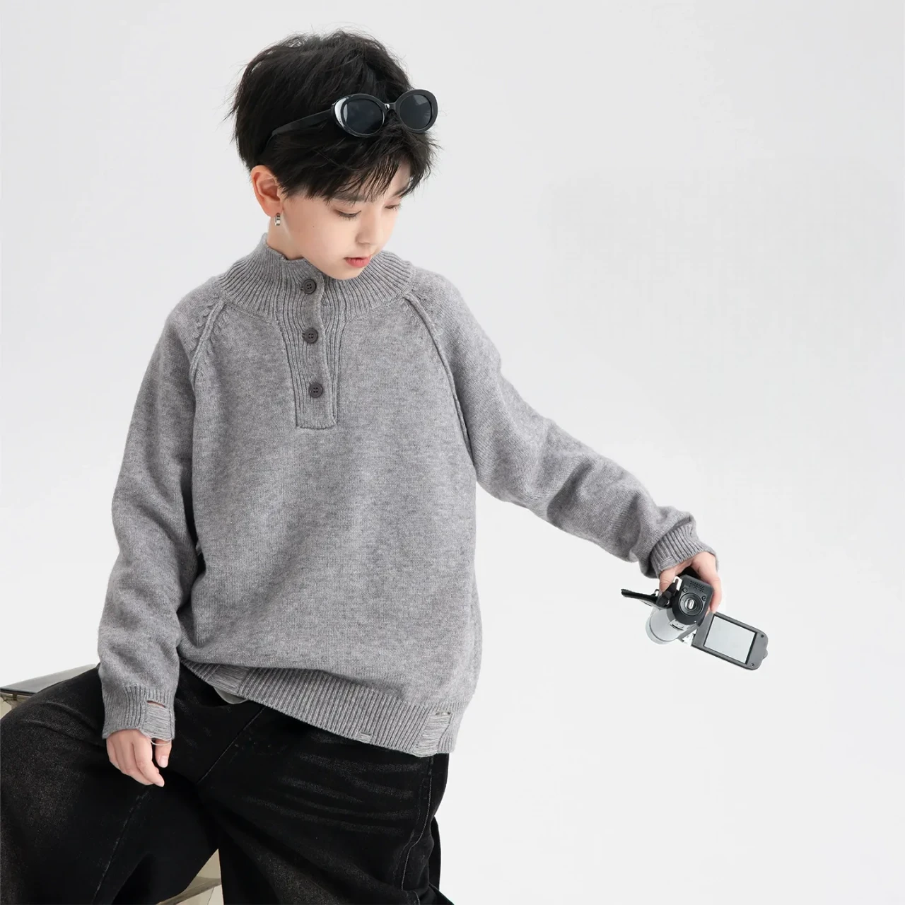男大童酷帥半高領毛衣｜厚磅半開襟針織外套，青少年街頭風保暖上衣 (120-180cm)