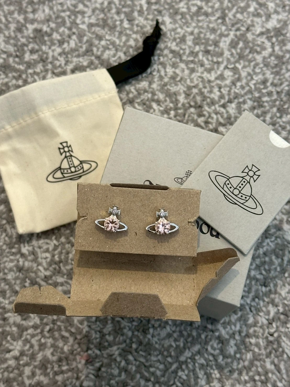 Vivienne Westwood Reina耳環小號 粉鑽