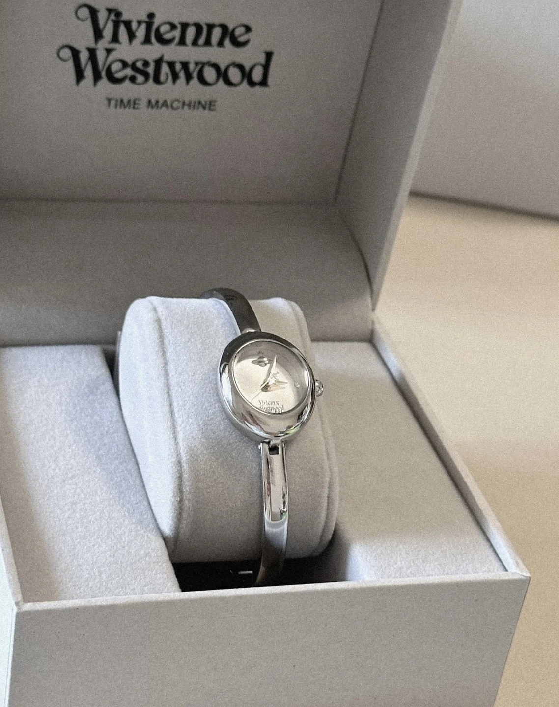 Vivienne Westwood 復古手鐲浴缸錶 the audley watch