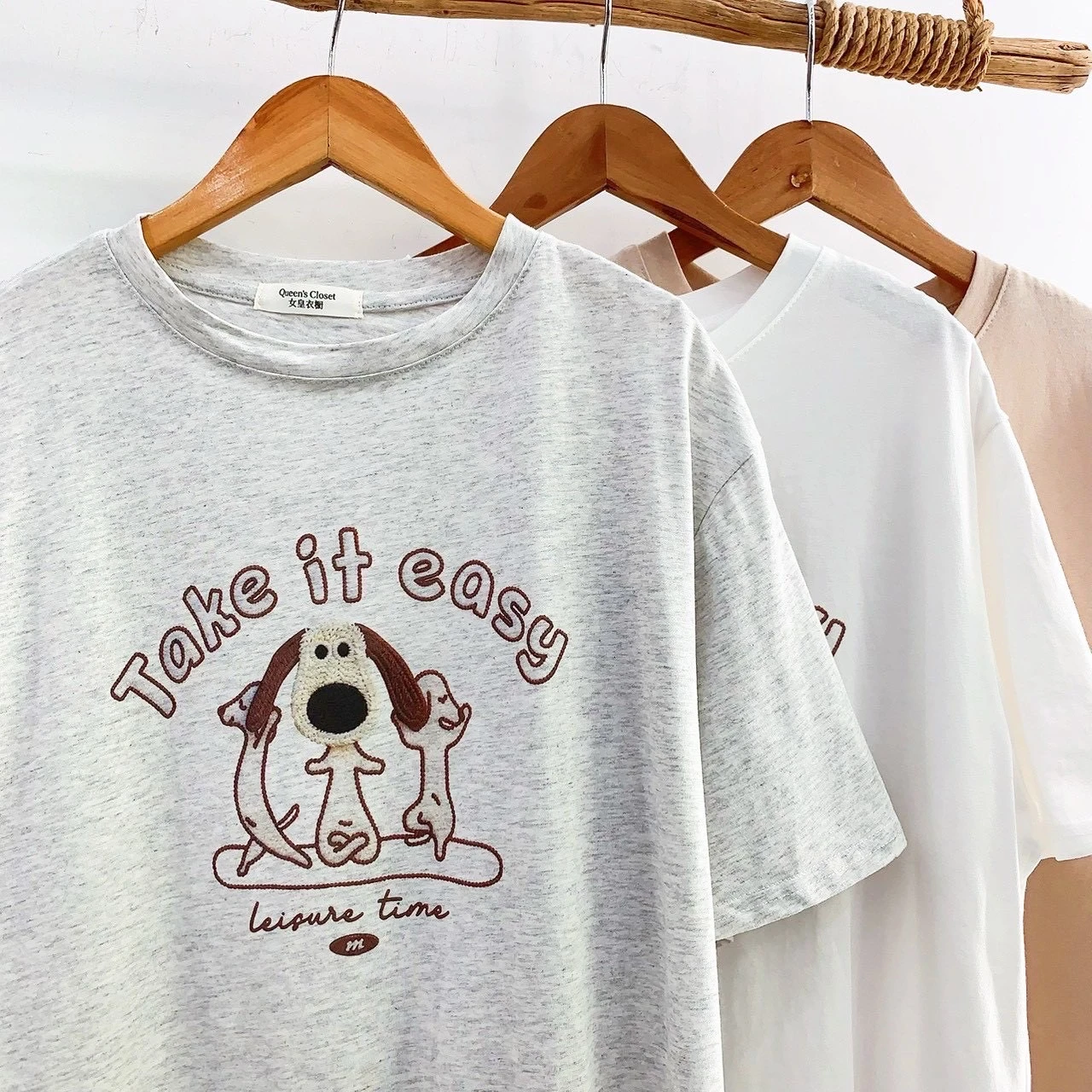 瑜珈小狗英字Tee