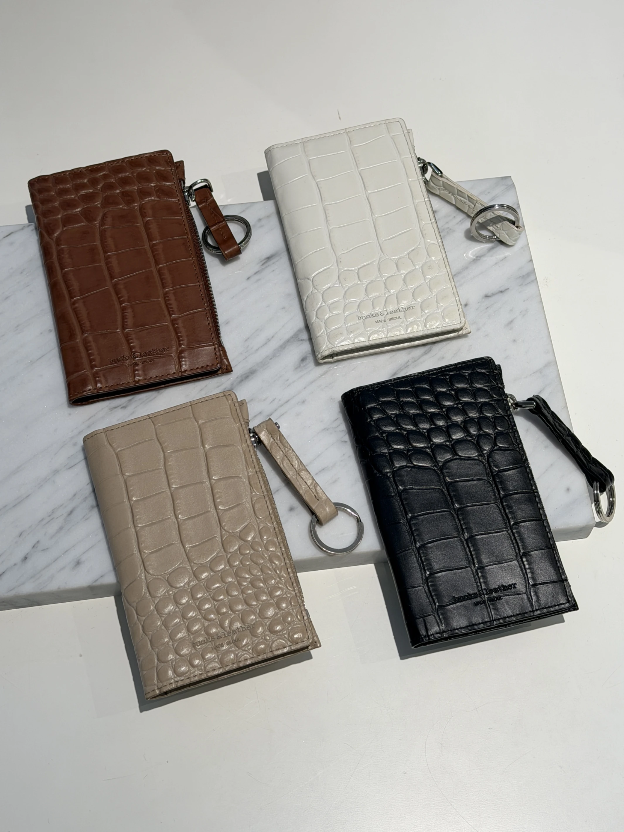 🇰🇷Bucks&leather 對折卡包 W06