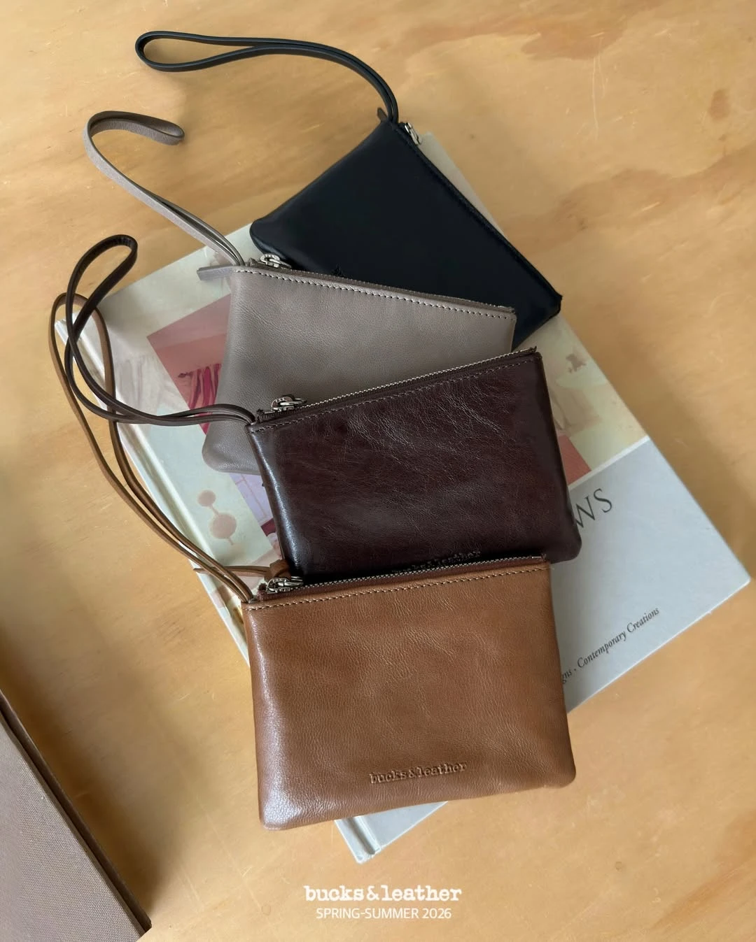 🇰🇷Bucks&leather 經典方形零錢包掛飾 W02