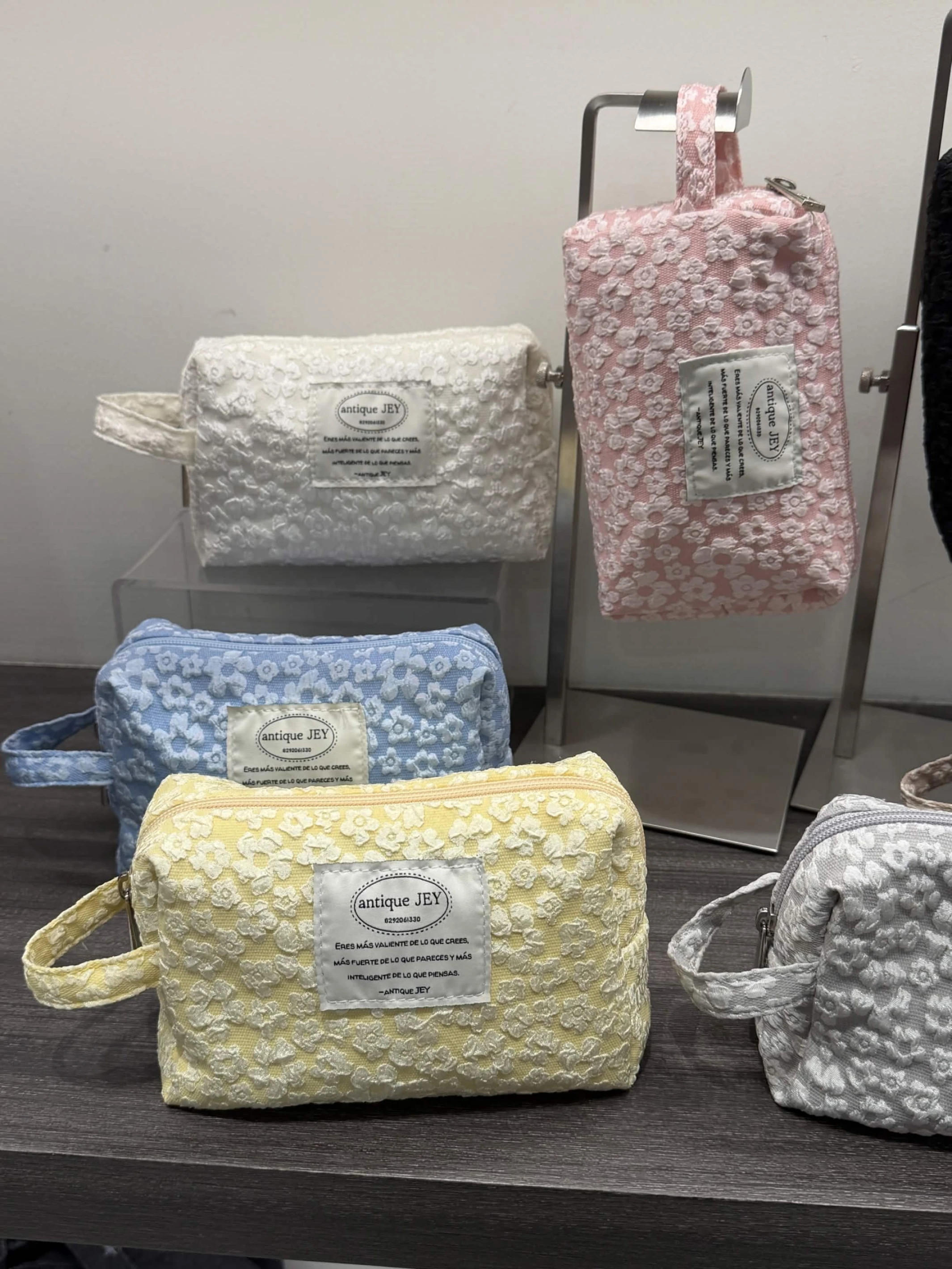 🇰🇷韓國代購 韓製刺繡收納包 JEY02