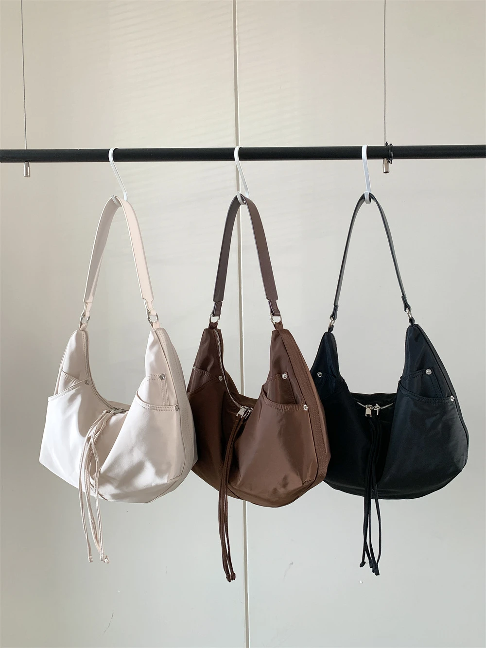 「未上架」尼龍通勤包