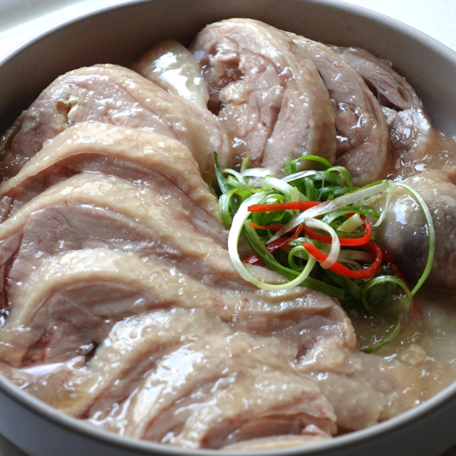 去骨蔥油雞腿