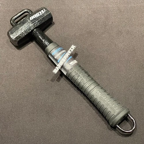 土牛-鍛造附掛環石頭鎚-910g