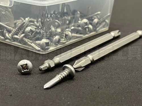 可直鑽9mm鐵板十字螺絲19mm*83根