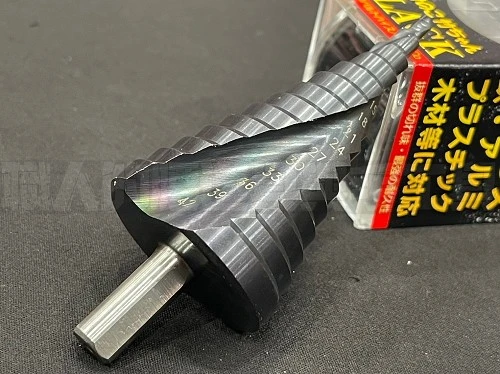 三爪夾頭M10軸 14段4-42mm階梯鑽-耐熱黑