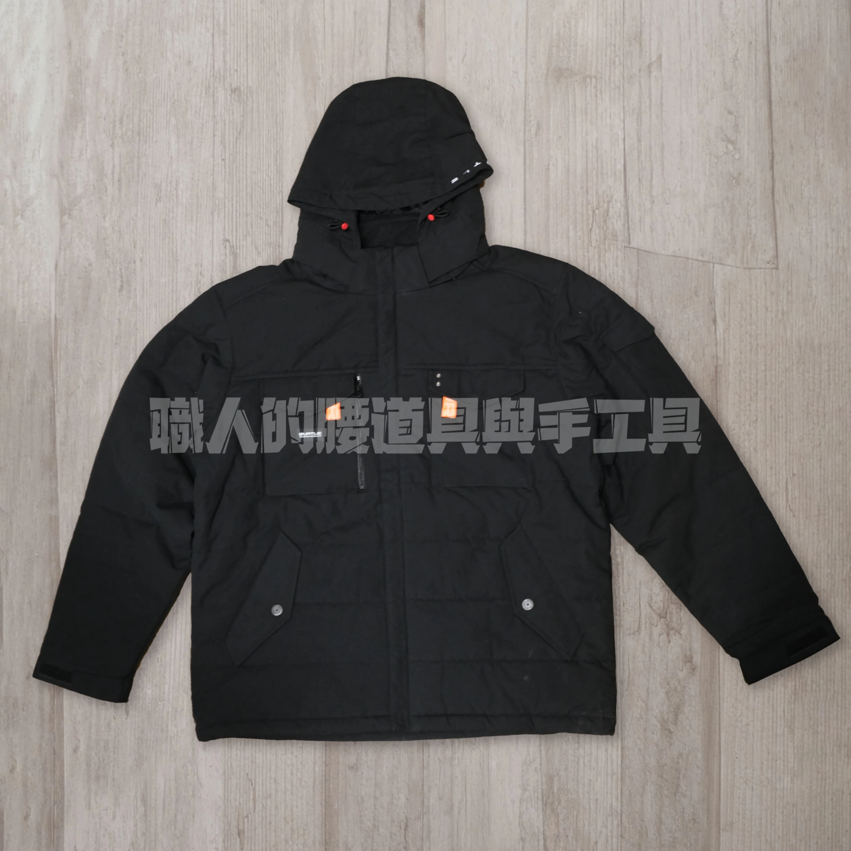 BURTLE_防寒外套-黑