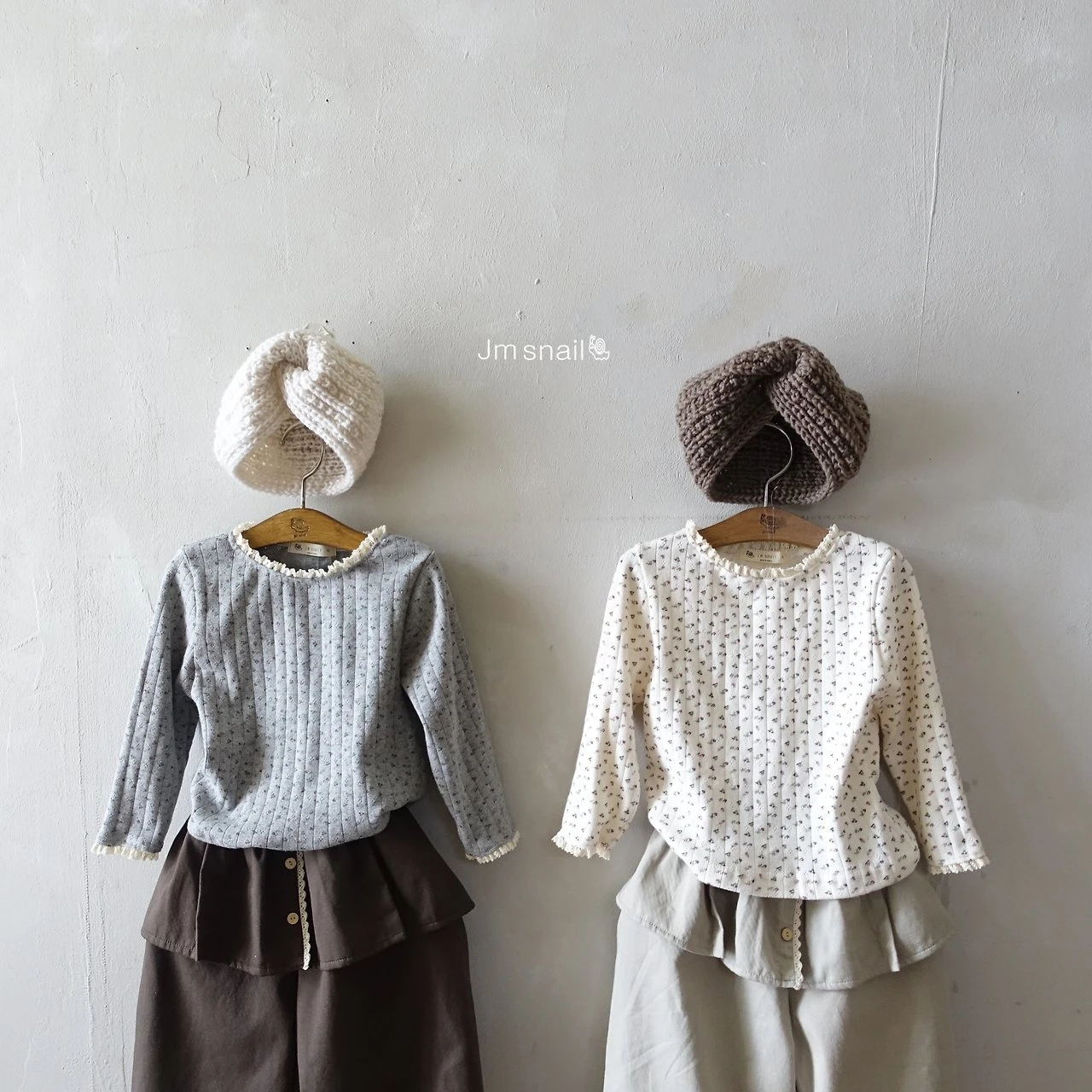JS#碎花蕾絲上衣/2COLORS