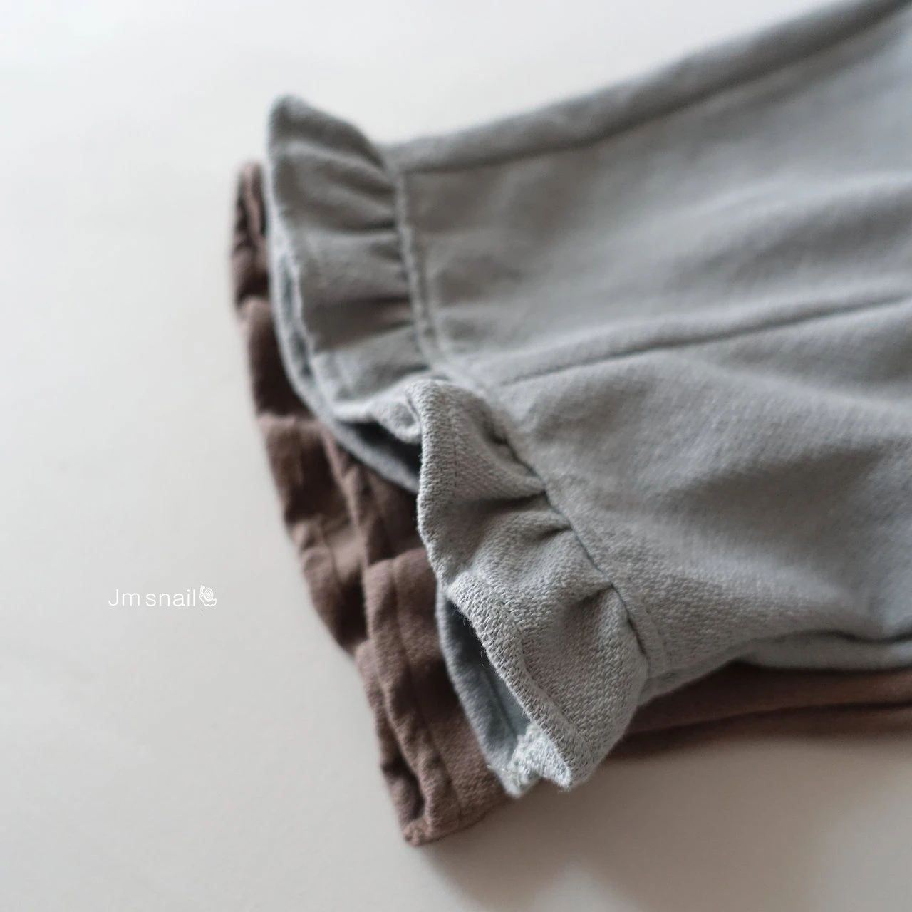 JS#荷葉抓皺休閒褲/2COLORS