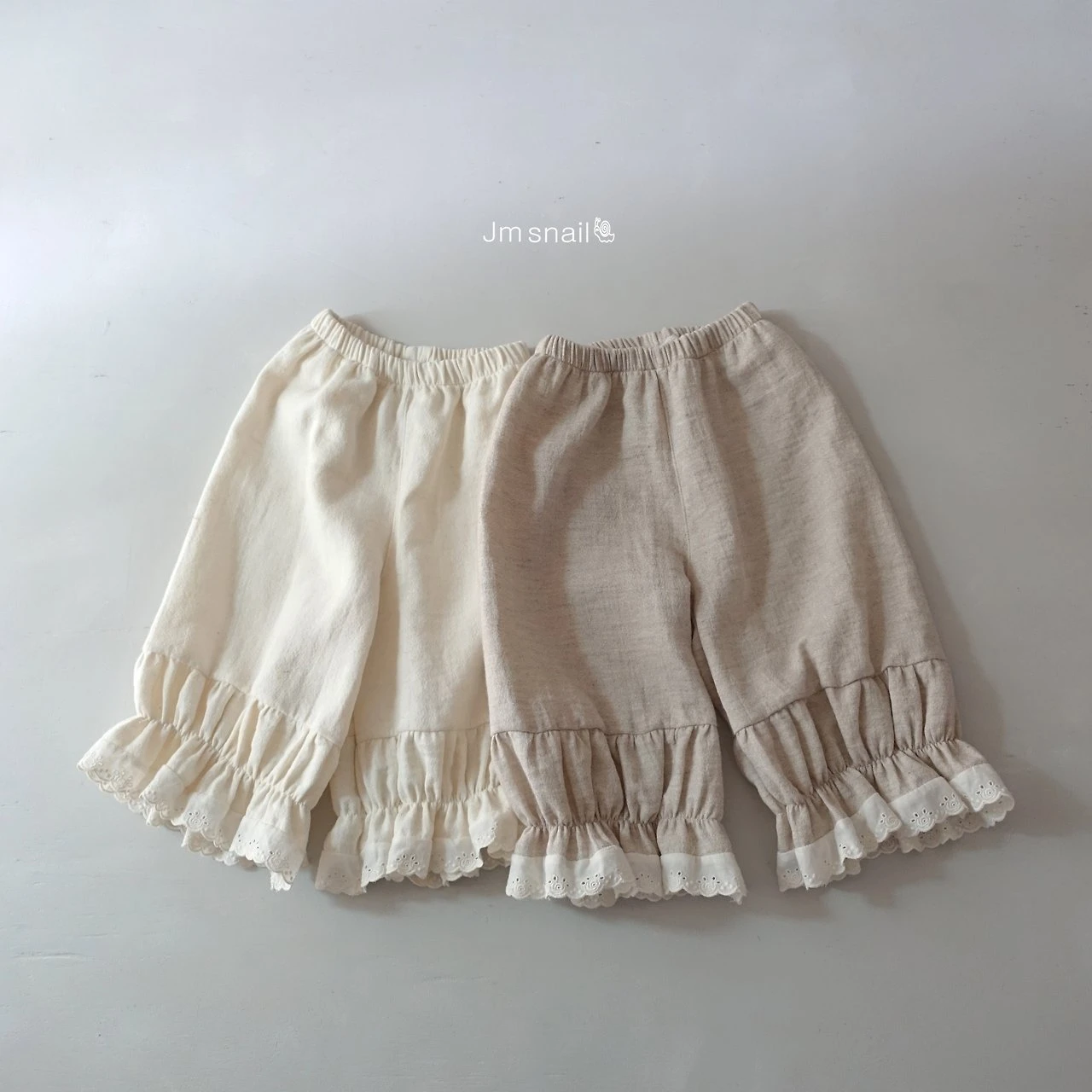 JS#蕾絲褶皺休閒褲/2COLORS